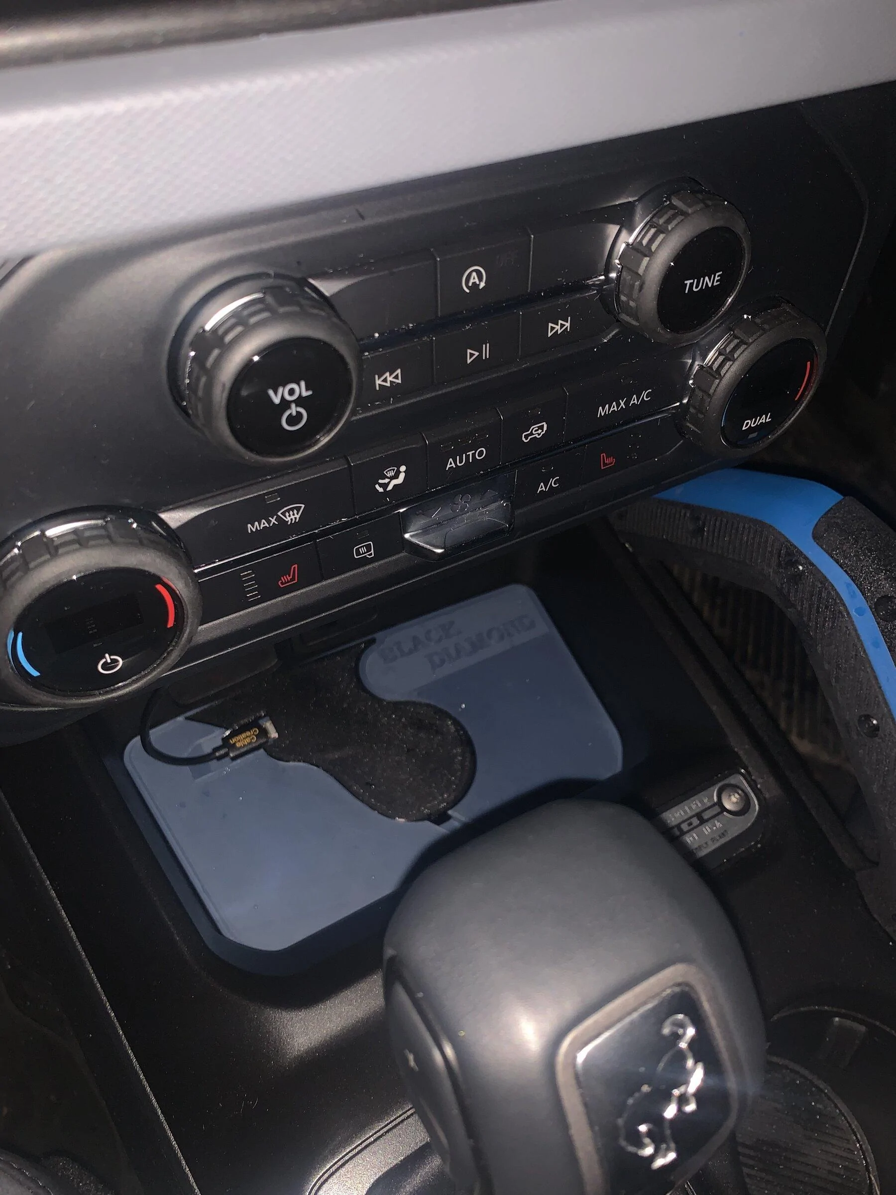 Ford Bronco Wireless charging pad DIY install hack 084C6B44-EC39-471E-A34C-CA2866E8779B