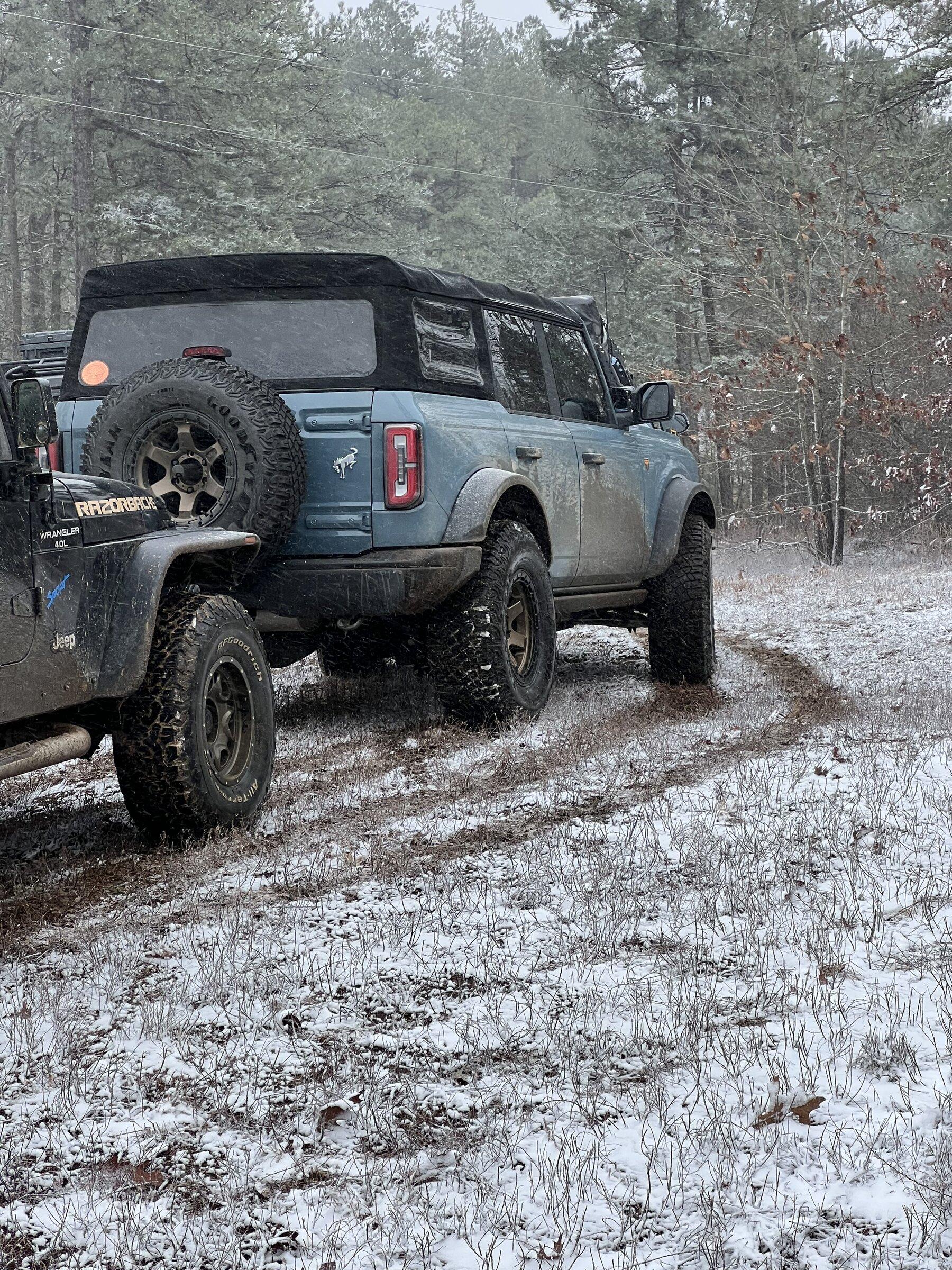 Ford Bronco Snow Pictures Please 81518F9C-064D-449E-BCB1-1385223BF4CB