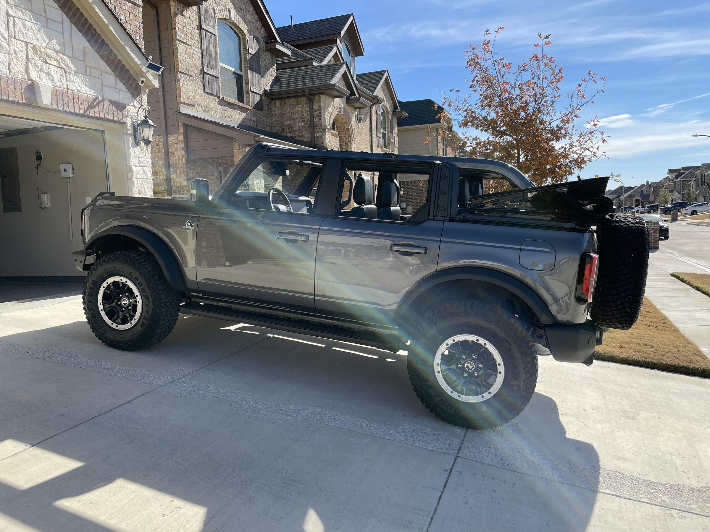 Ford Bronco Post Your Topless Broncos 36539AFE-749A-4A16-980F-6860F855E4E0