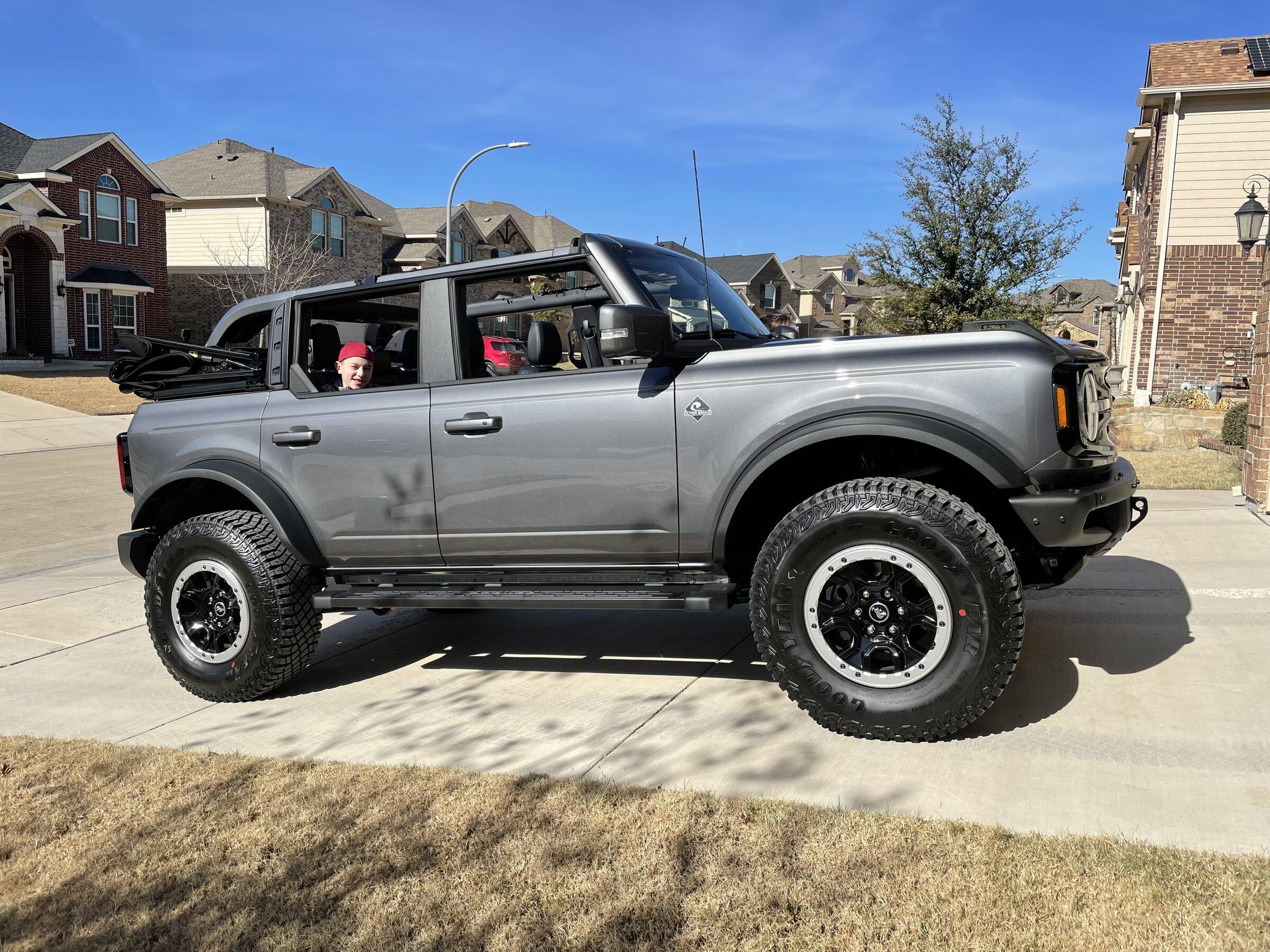 Ford Bronco Post Your Topless Broncos C3412BB0-121B-4867-B475-E30A299F6887