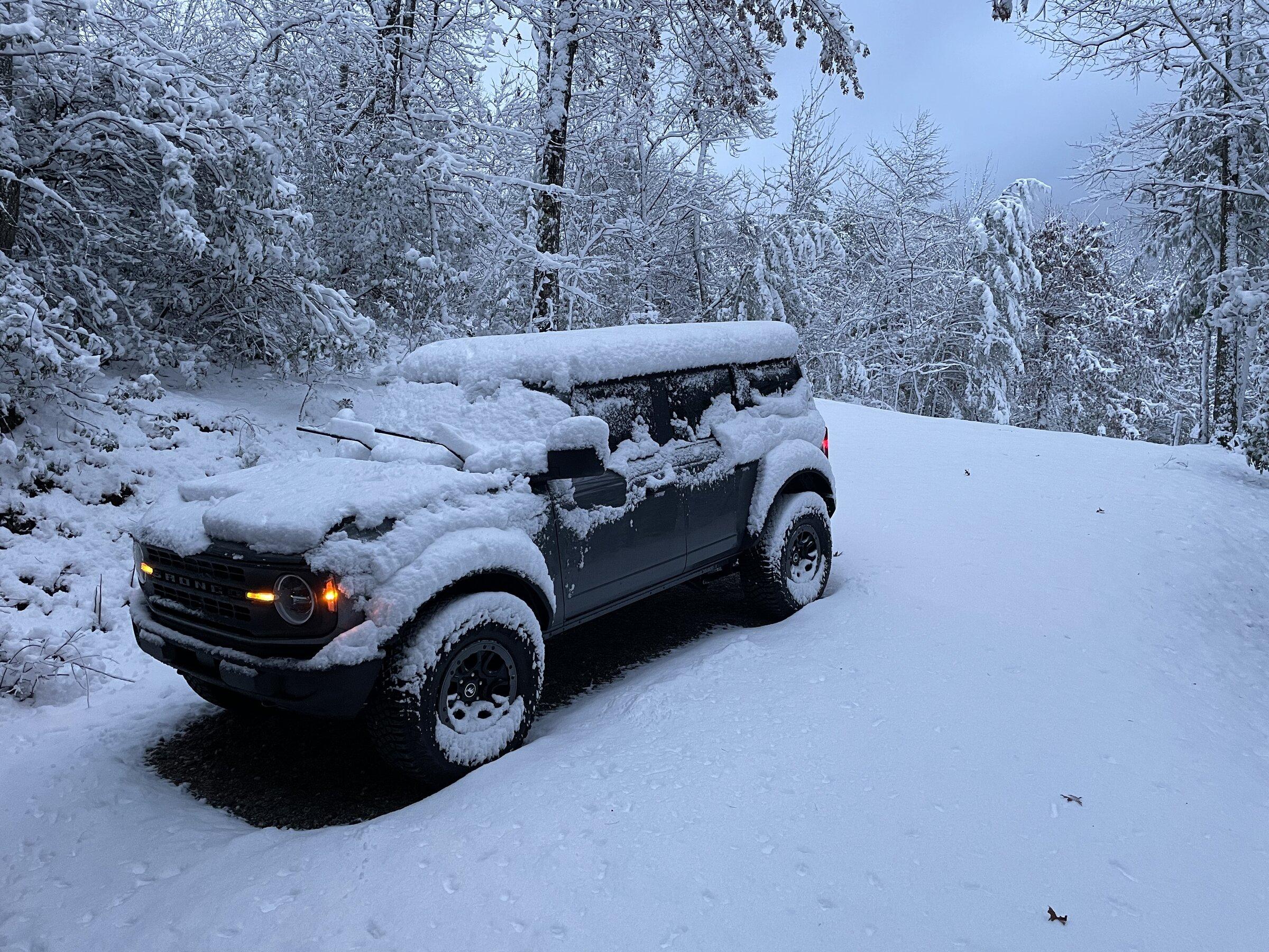 Ford Bronco Snow Pictures Please 200CF1D6-D3FA-472C-AD64-AAB35EE719EF
