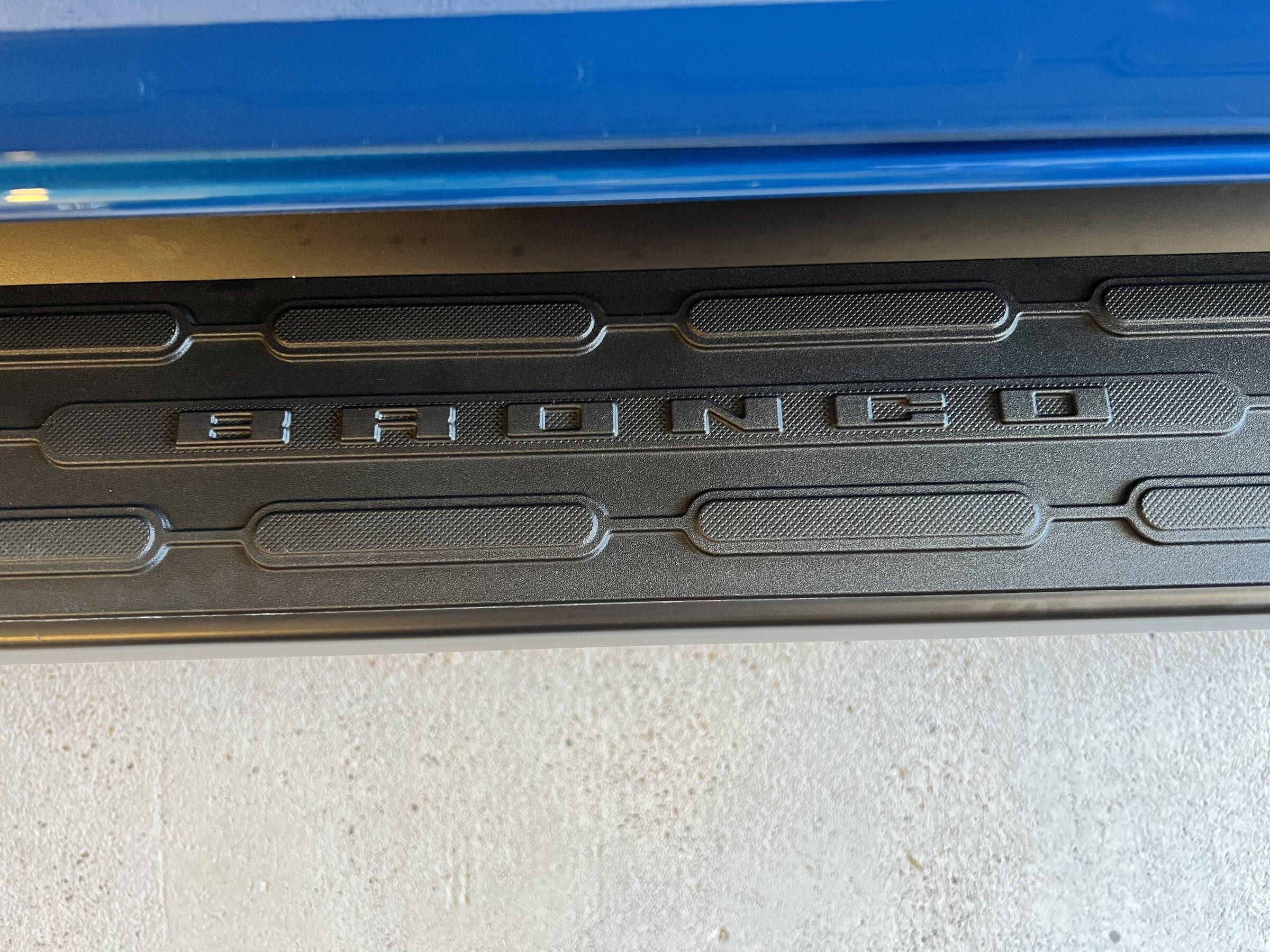 Ford Bronco 4-door Running Boards IMG-6757