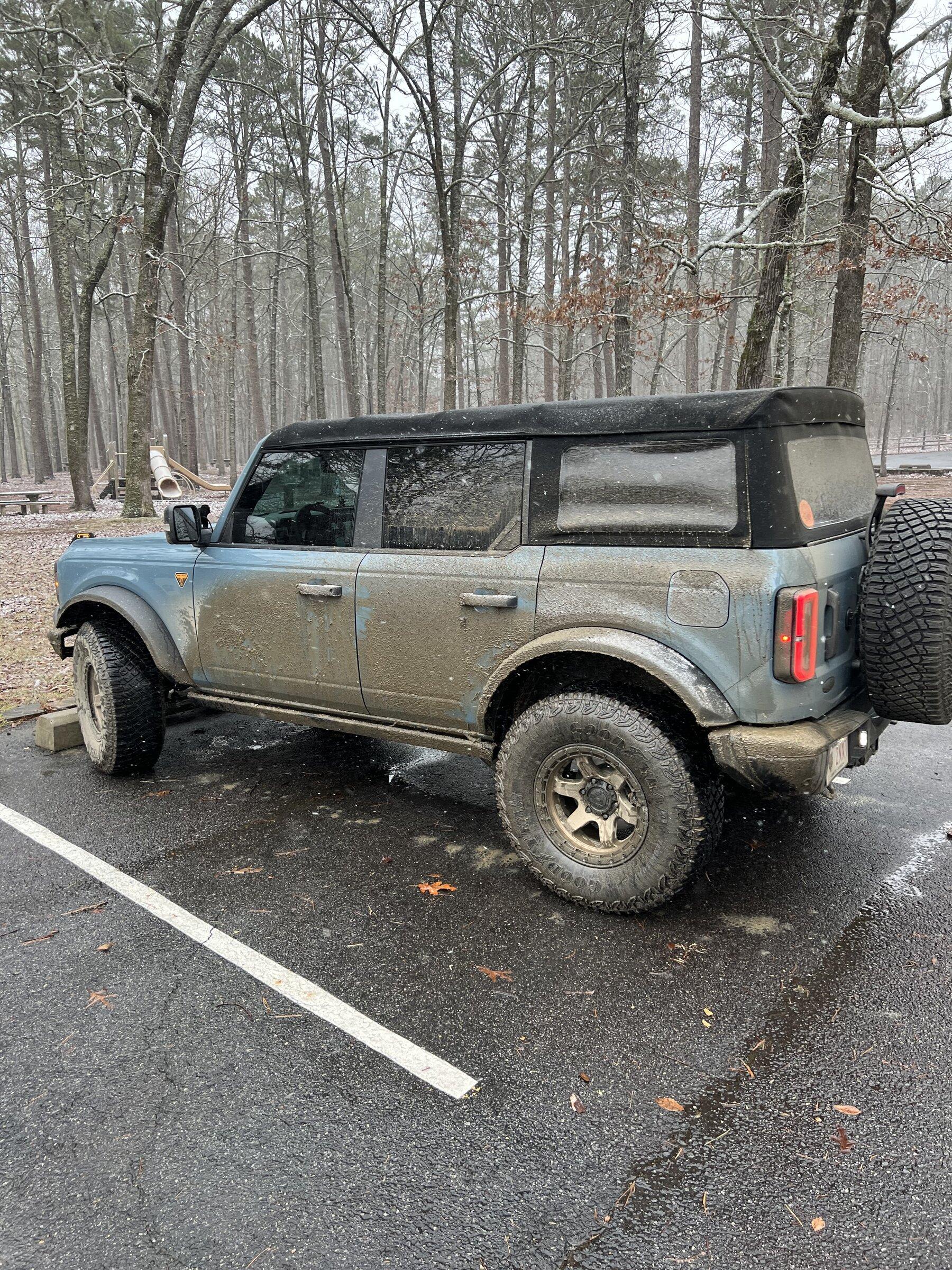 Ford Bronco Dirty Bronco Pics A5DF2233-03DE-440D-BA30-2AFFCCB99C59