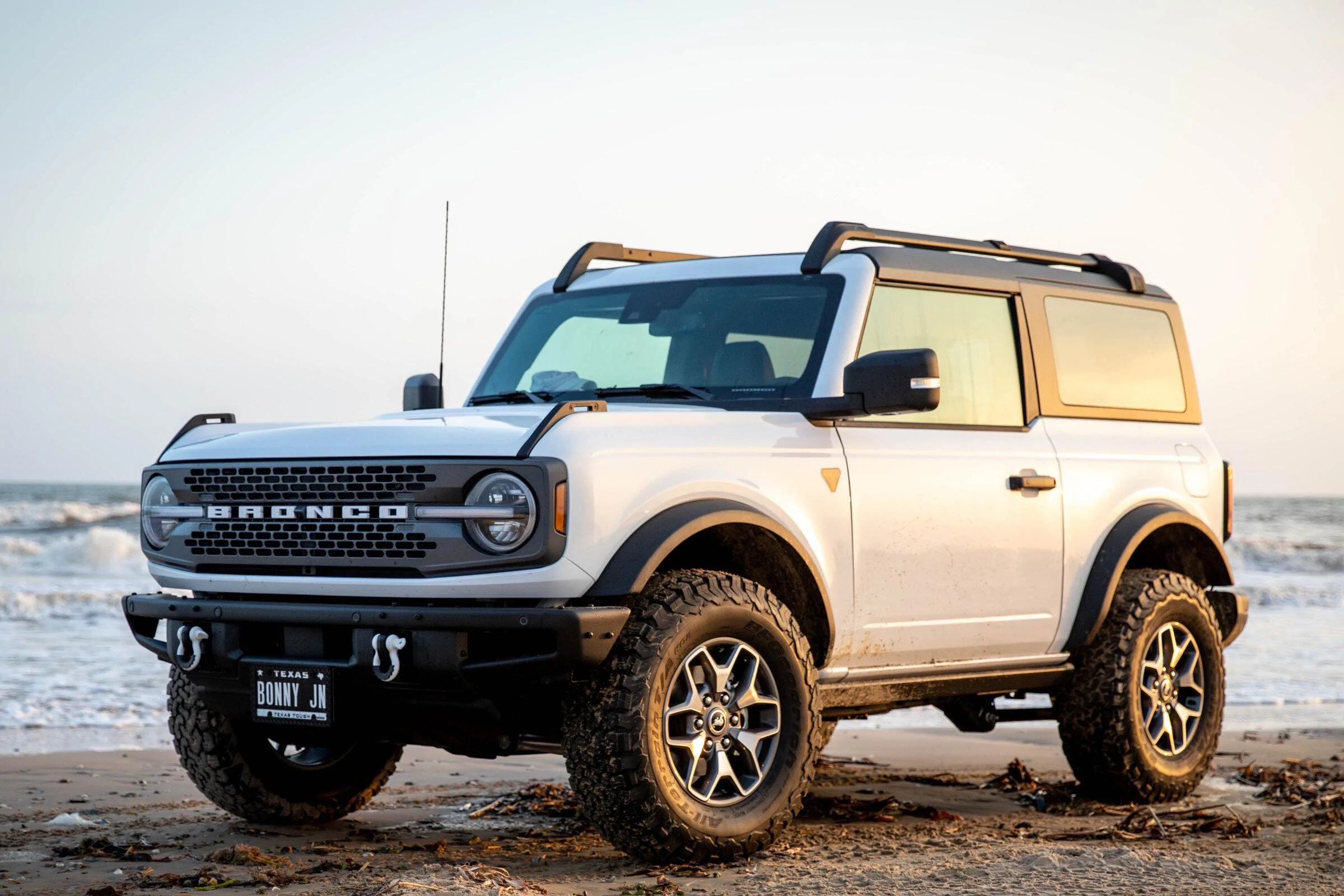 Ford Bronco Bronco hardtop (is it fixed?) BonnyJn (4 of 4)
