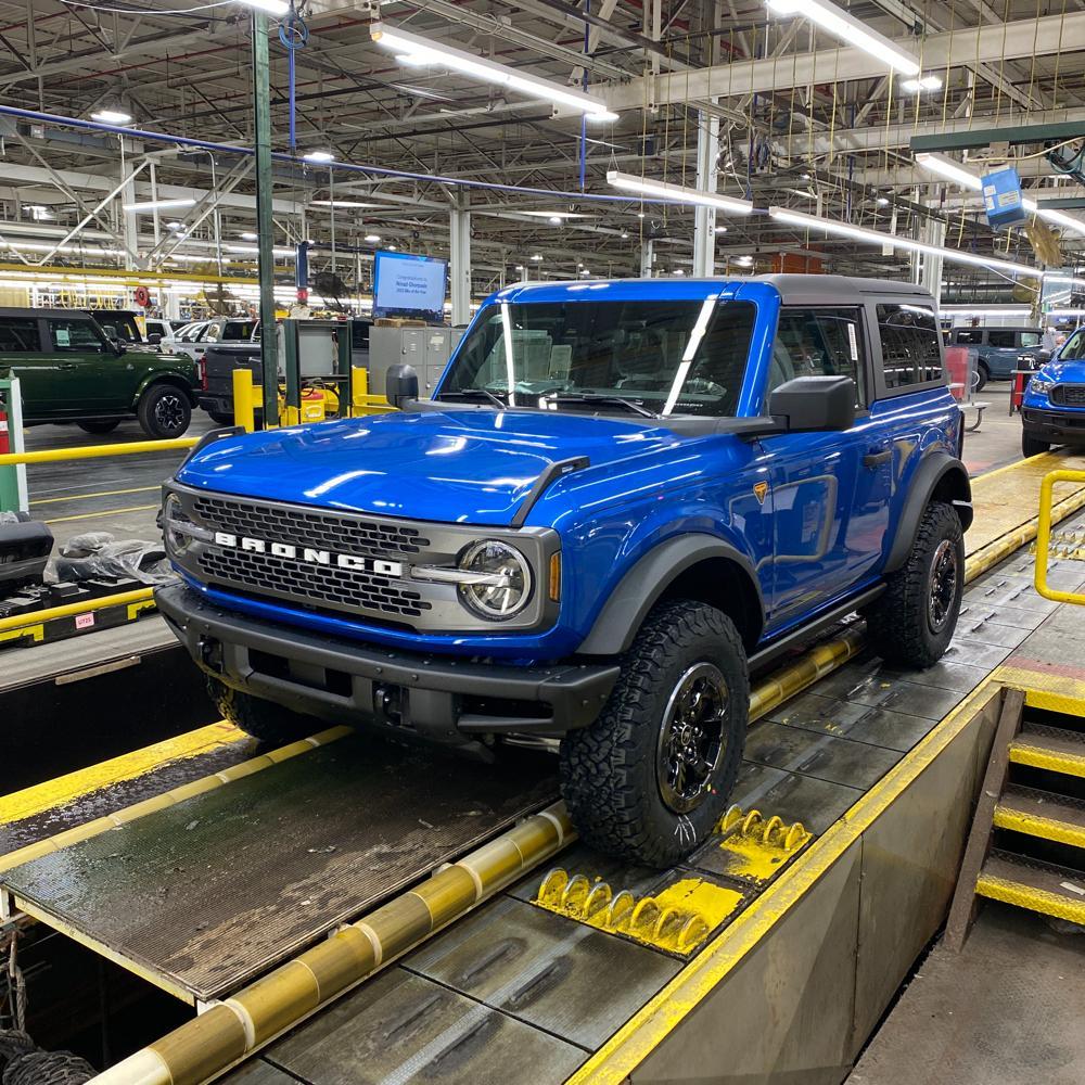 Ford Bronco 🛠 1/3/22 Build Week Group 72854918-2E71-4C66-8B6E-DE5C0C507943