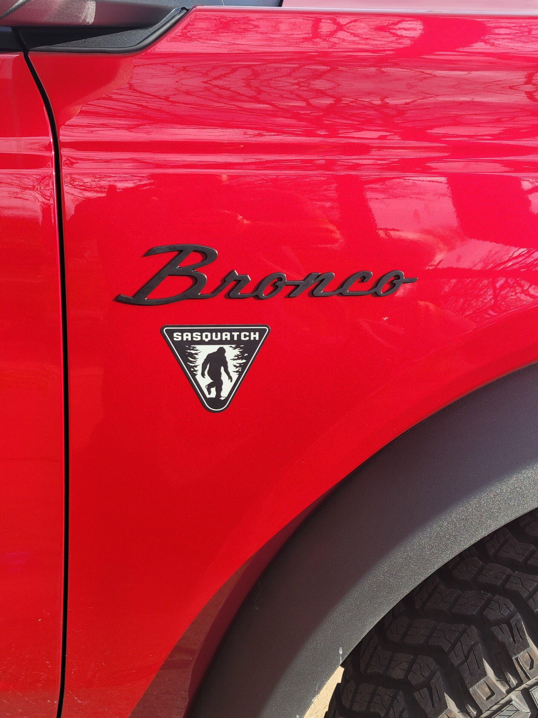 Ford Bronco Rapid Red Base Sasquatch 20220118_152849