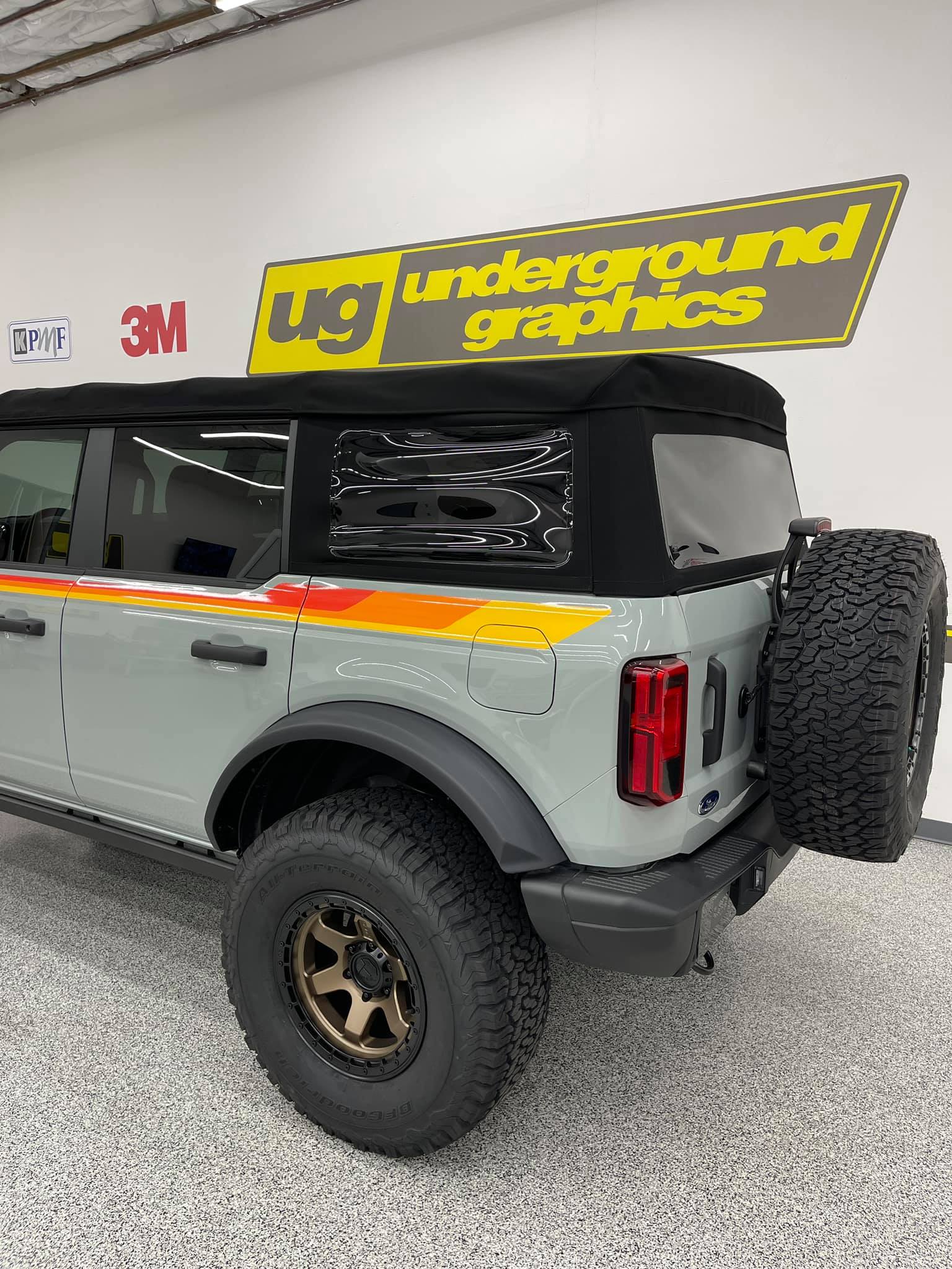 Ford Bronco CACTUS GRAY Bronco Club 245625902_10159897044126458_3942830669919127479_n