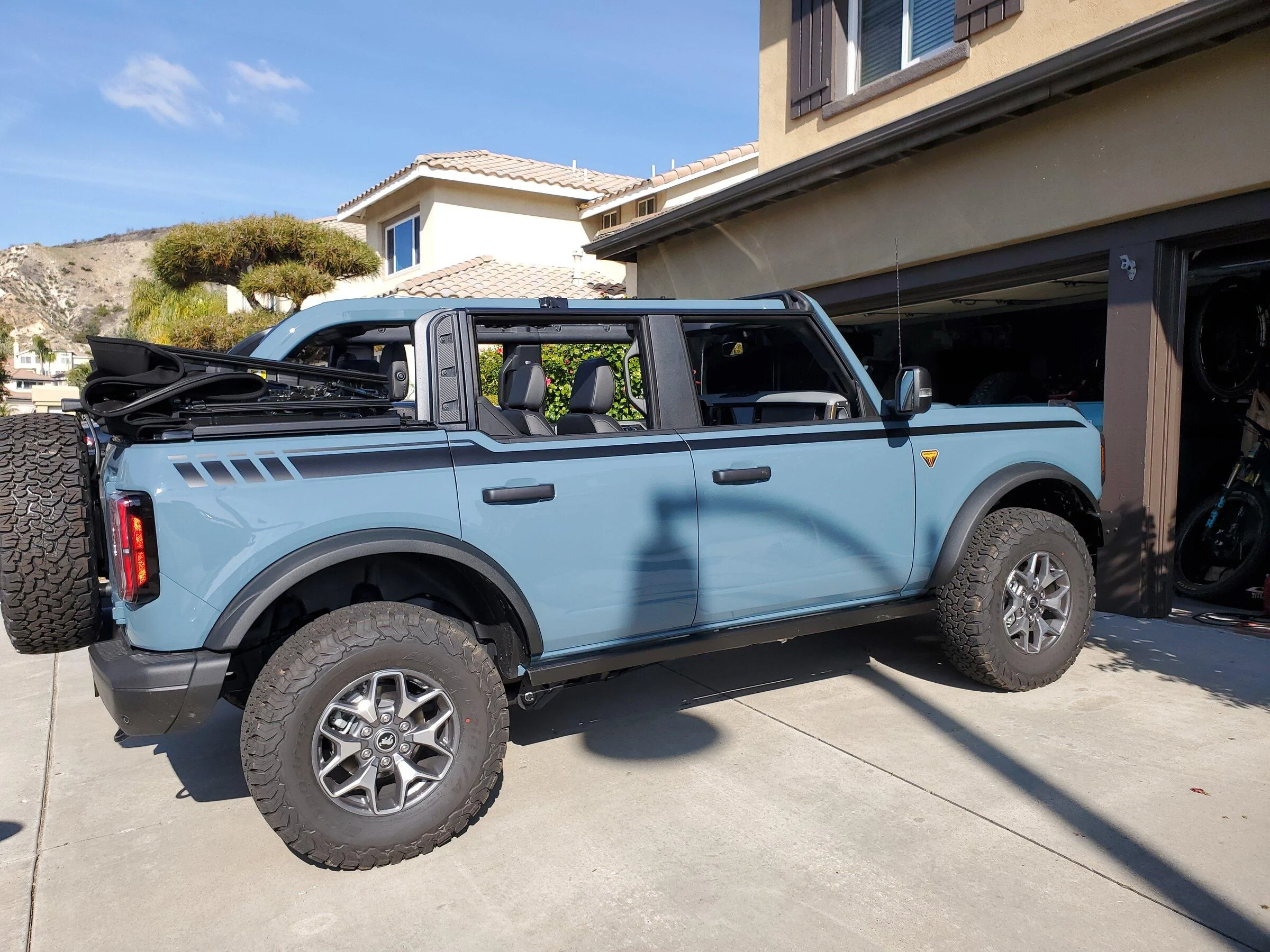 Ford Bronco Underground Graphics 3-Bar Sport Retro Stripes on Cactus Gray BD, SAS flares, 2" lift, 35" BFG KO2, 17x9 Fuel Block 20220108_124059