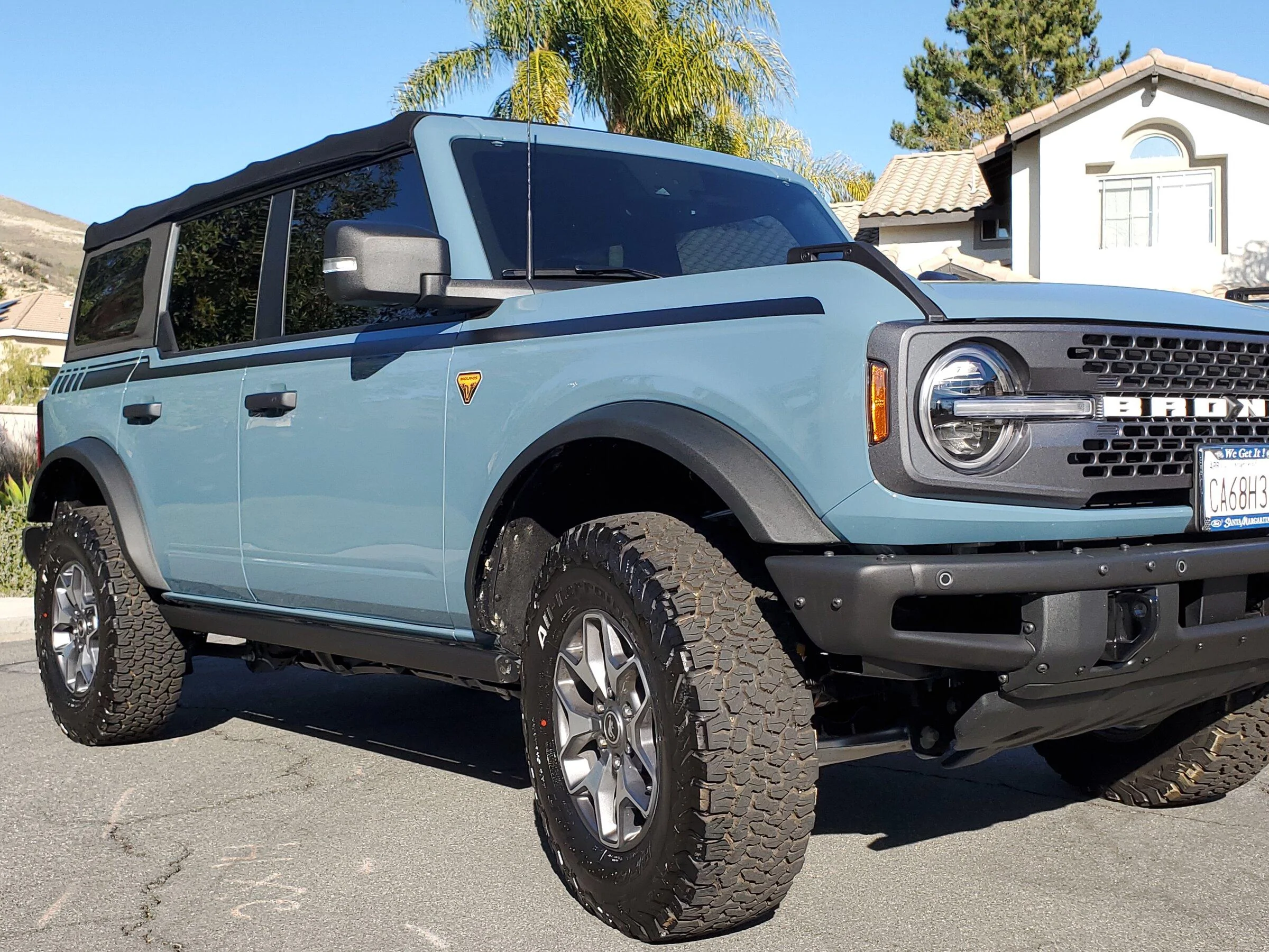 Ford Bronco Underground Graphics 3-Bar Sport Retro Stripes on Cactus Gray BD, SAS flares, 2" lift, 35" BFG KO2, 17x9 Fuel Block 20220109_140953