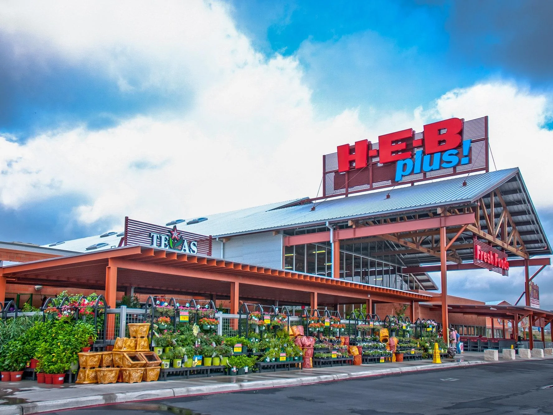 Ford Bronco Post Your Grocery Getting Pics Here! HEB---Store-Front