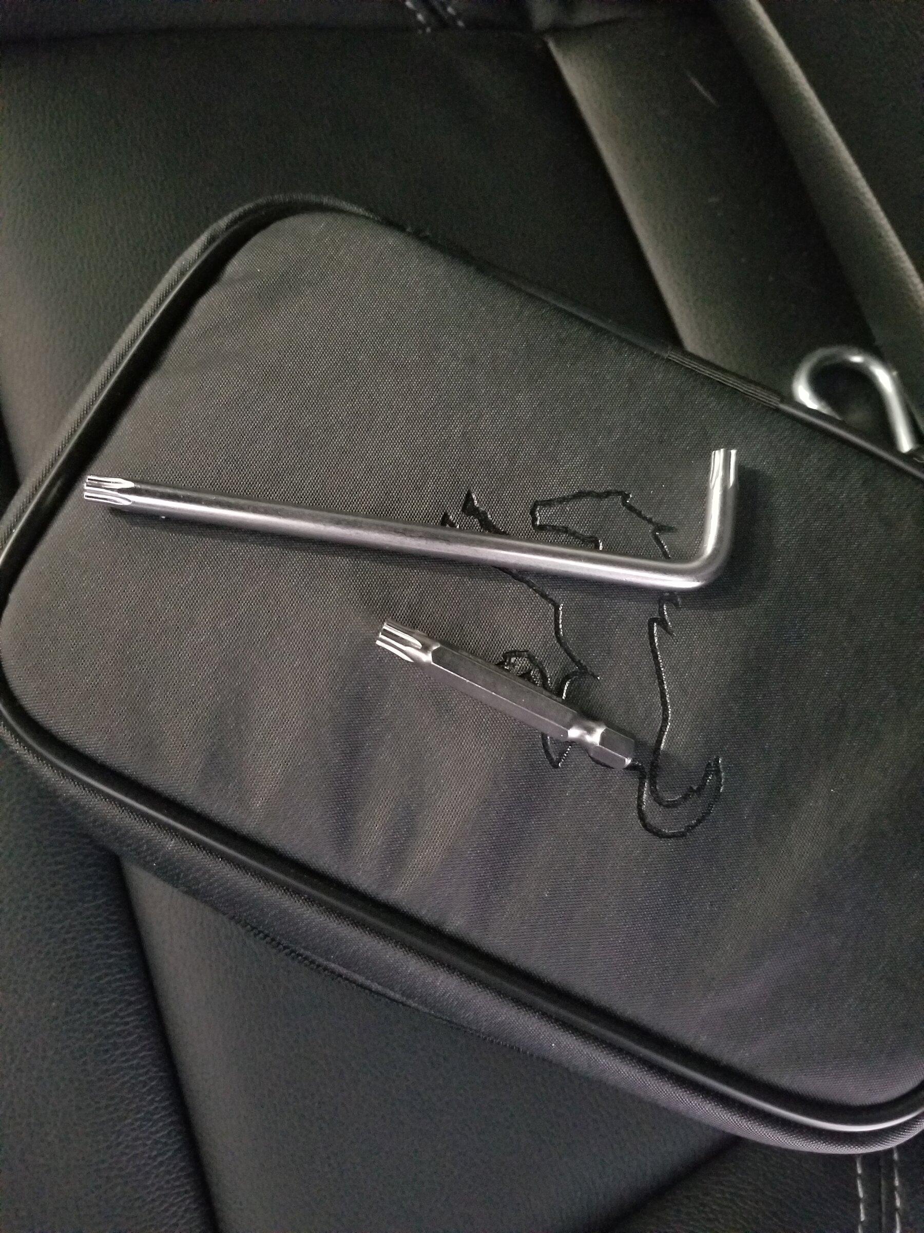 Ford Bronco Mountains 2 metal front door pockets installed 20220120_110901