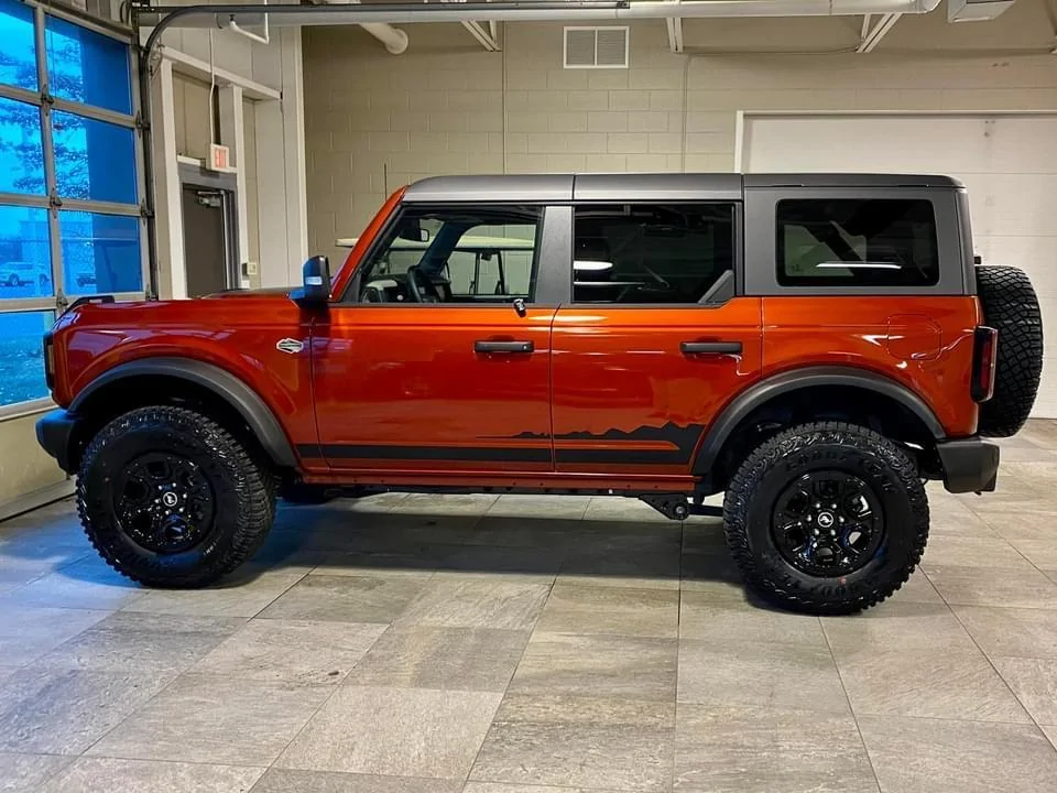 Ford Bronco Wow my Hot Pepper Red Bronco came in a week early 😎 096b36e6-00ac-4080-a9df-958cd947c8e6-jpeg