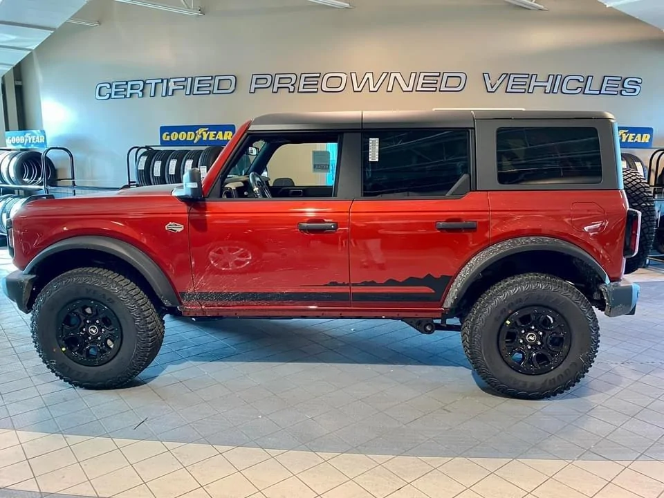 Ford Bronco Wow my Hot Pepper Red Bronco came in a week early 😎 328cc0b9-06d9-4e8b-9f52-d153ec372b91-jpeg