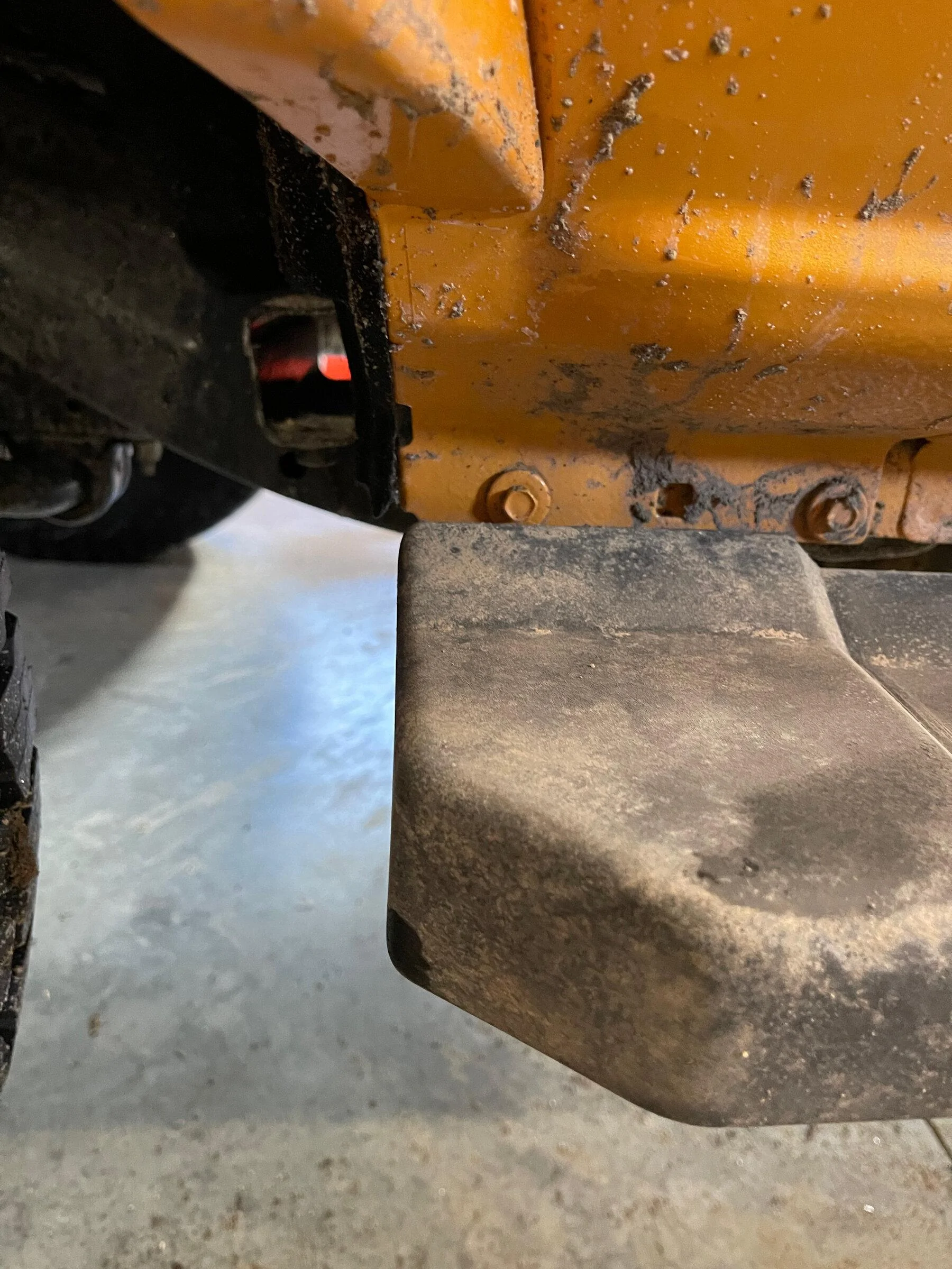 Ford Bronco Front Splash Guards/Mud Flap will NOT fit with Running Board IMG_1880