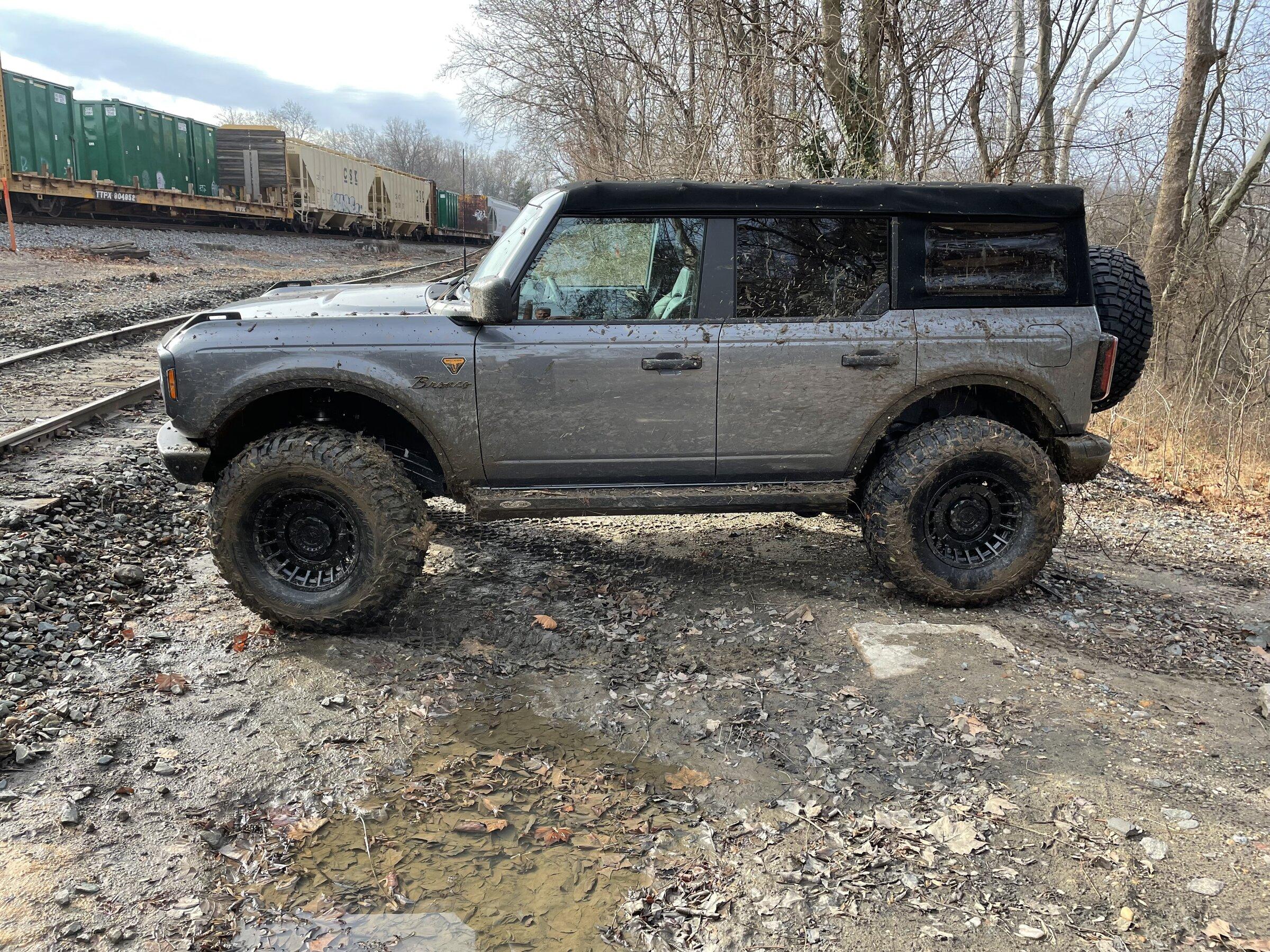 Ford Bronco Show us your installed wheel / tire upgrades here! (Pics) 88281EFB-67BE-47AE-A07E-FC3C09D64F3A