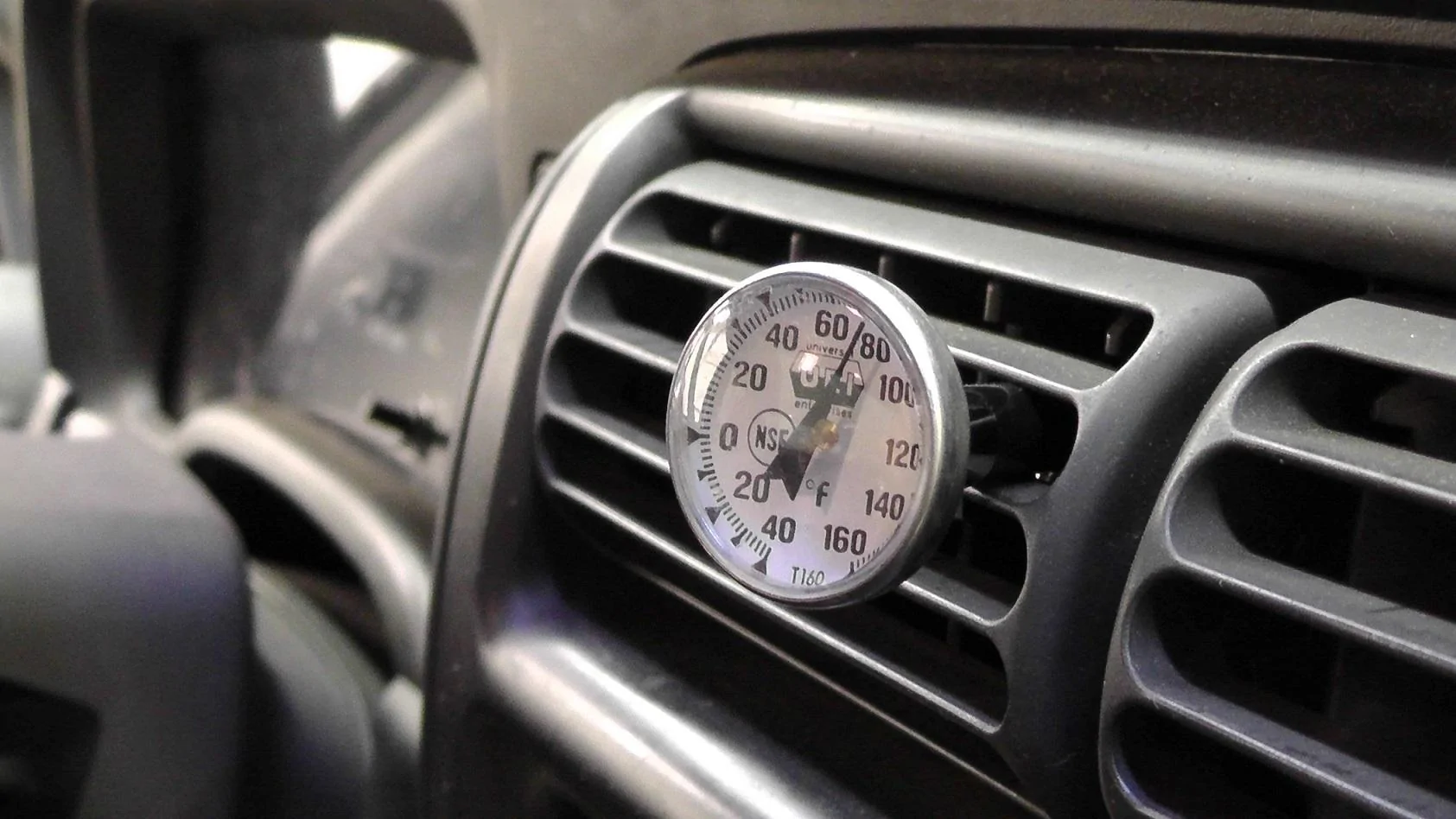 Ford Bronco 2022 Broncos No Longer Have Temperature Setting Displayed on Control Knobs s1560151-figure-2