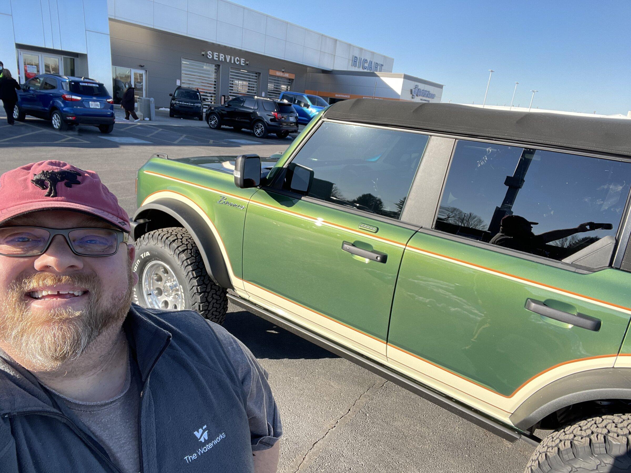 Ford Bronco Eruption Green Retro Bronco Build! 🤩 8AF8550A-F1C3-4D4E-80DE-D8207815D583