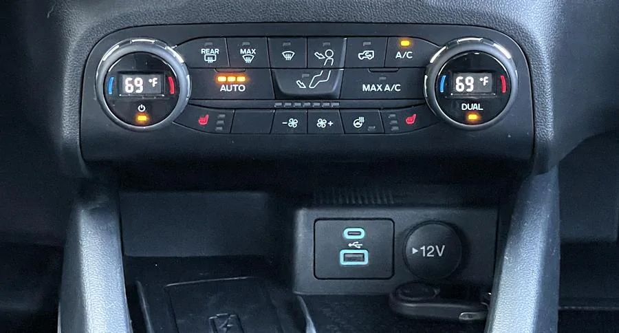 Ford Bronco 2022 Broncos No Longer Have Temperature Setting Displayed on Control Knobs D14DFF66-2AF1-47CC-BEB8-2ED46C654FD3