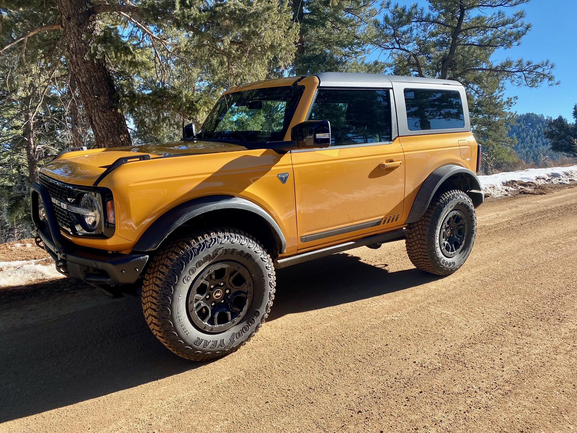 Ford Bronco CYBER ORANGE Bronco Club Bronco1