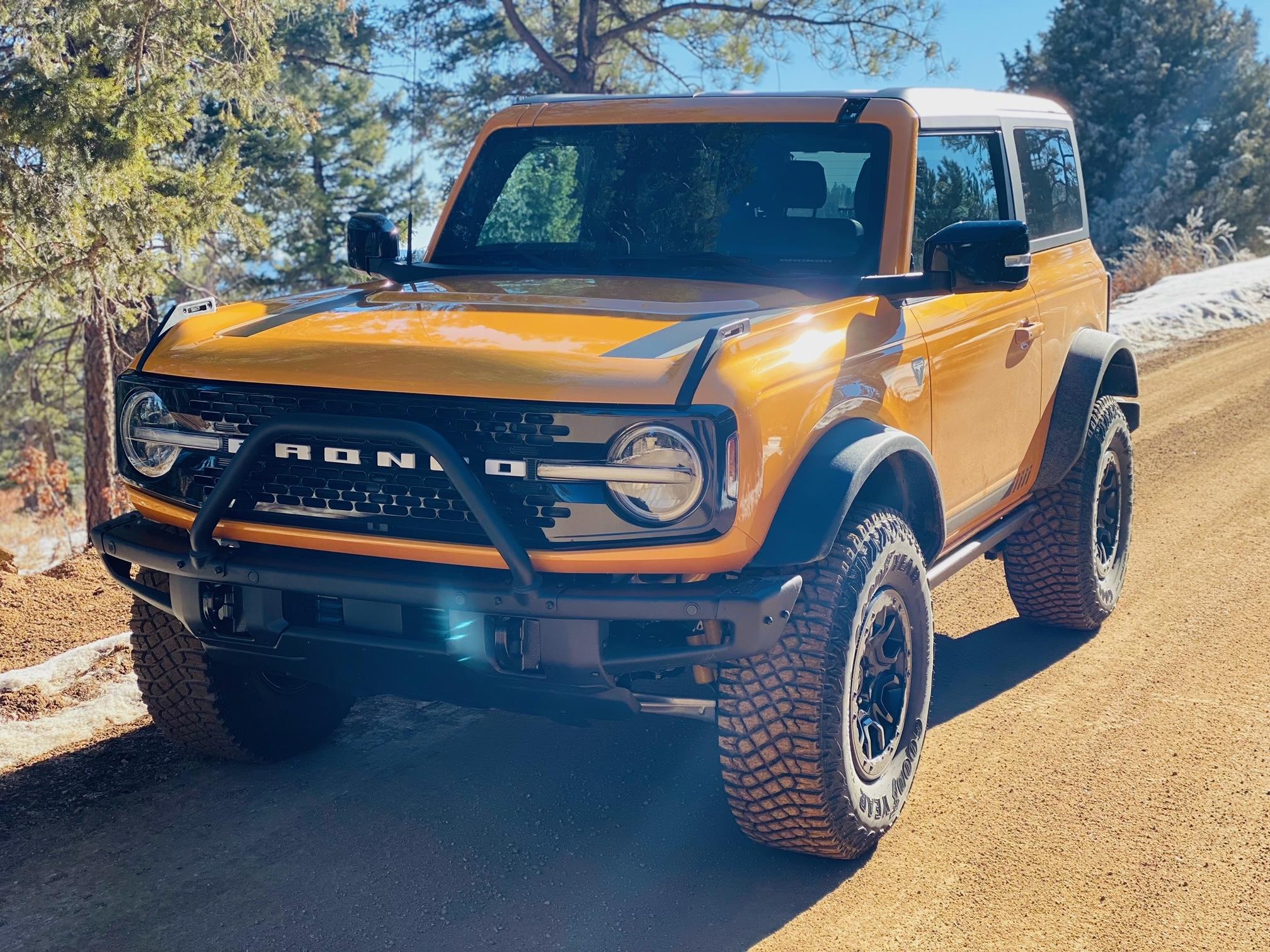 Ford Bronco CYBER ORANGE Bronco Club Bronco3