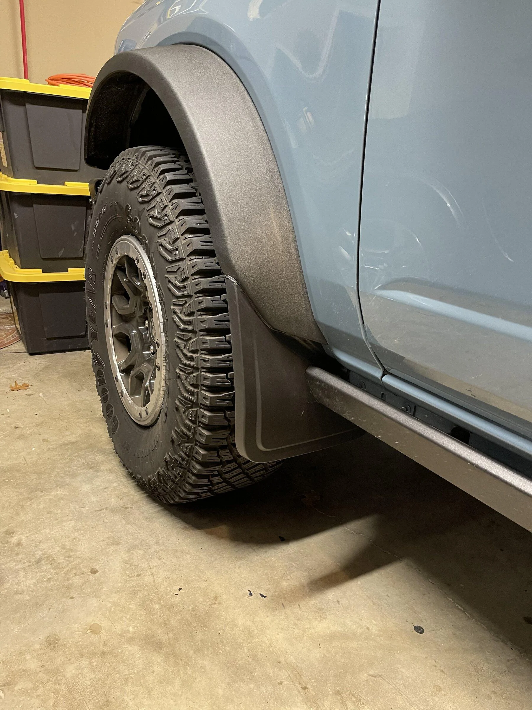 Ford Bronco Badlands squatch why no mud flaps? E587D2BA-15CF-4737-921B-9F5EF50A9E75