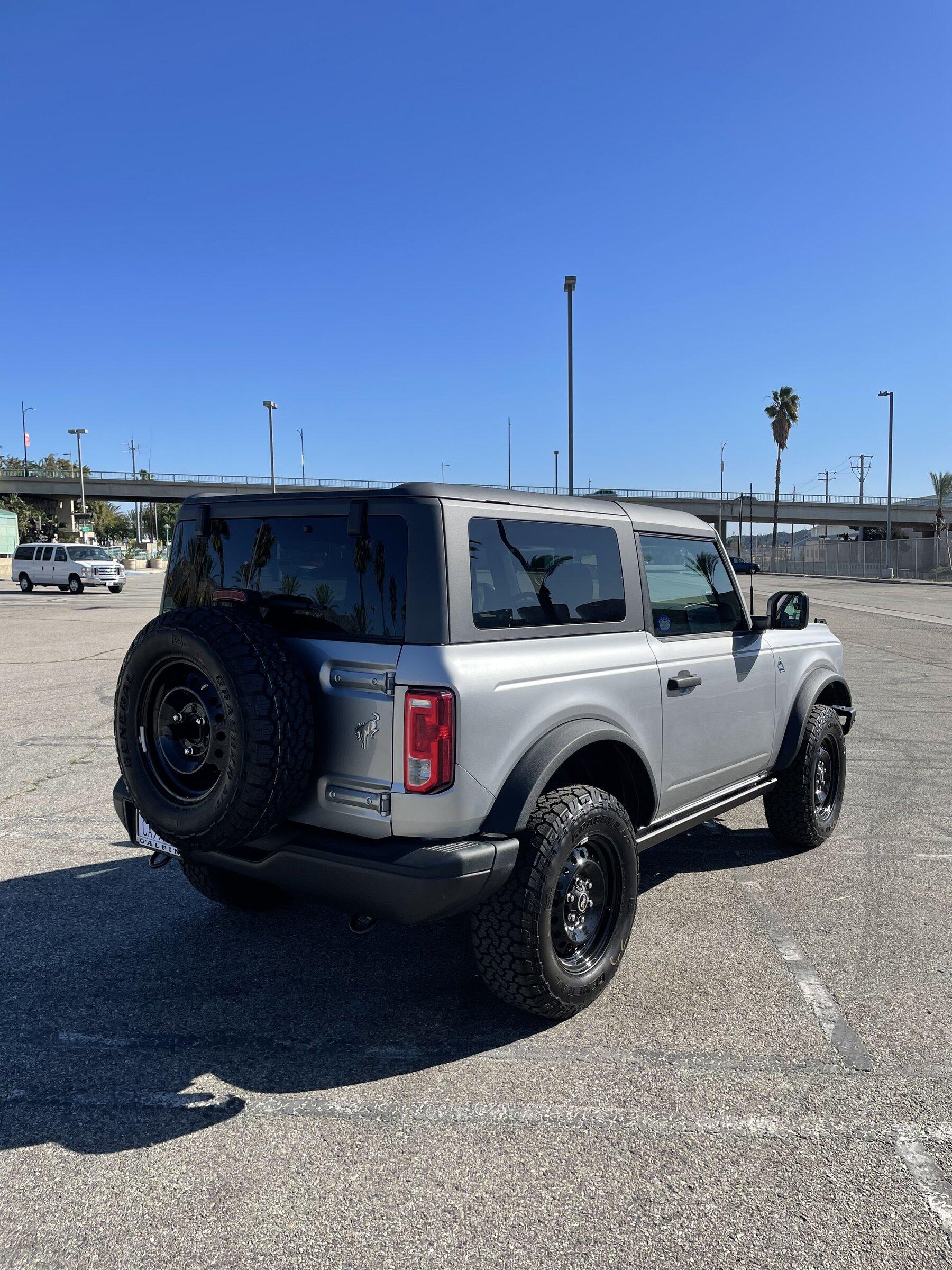 Ford Bronco Just picked up 21 2 dr iconic silver 9F193DAE-D617-450A-9F2F-F64D013FA1CF