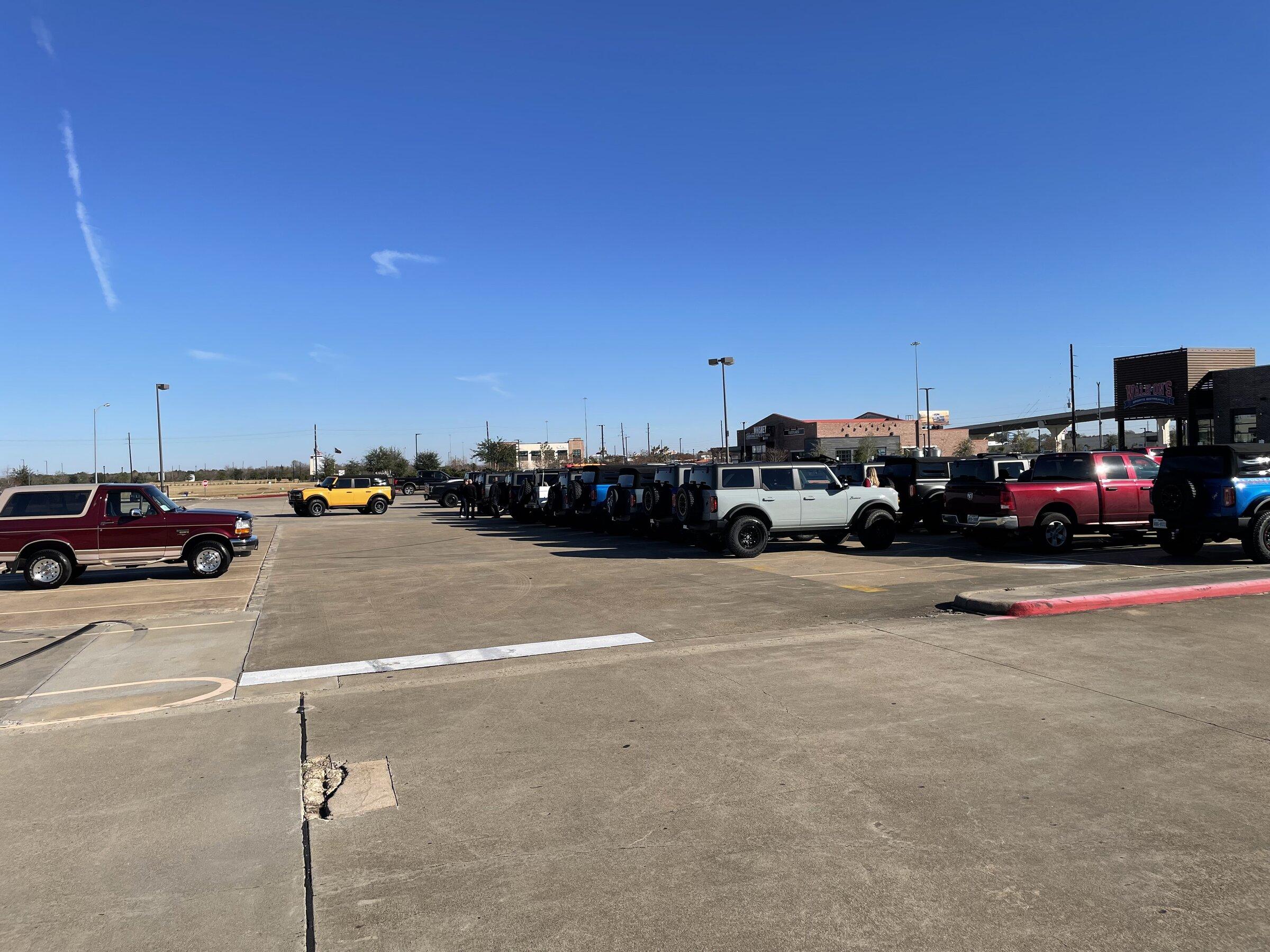 Ford Bronco Houston area meet sees 31 Broncos turn out! E962D5C3-4FF7-4AB8-8DF3-57FDFAC55CA6