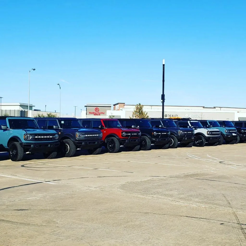 Ford Bronco Houston area meet sees 31 Broncos turn out! D0C470D5-01FE-4CFC-B210-6DA69F070967