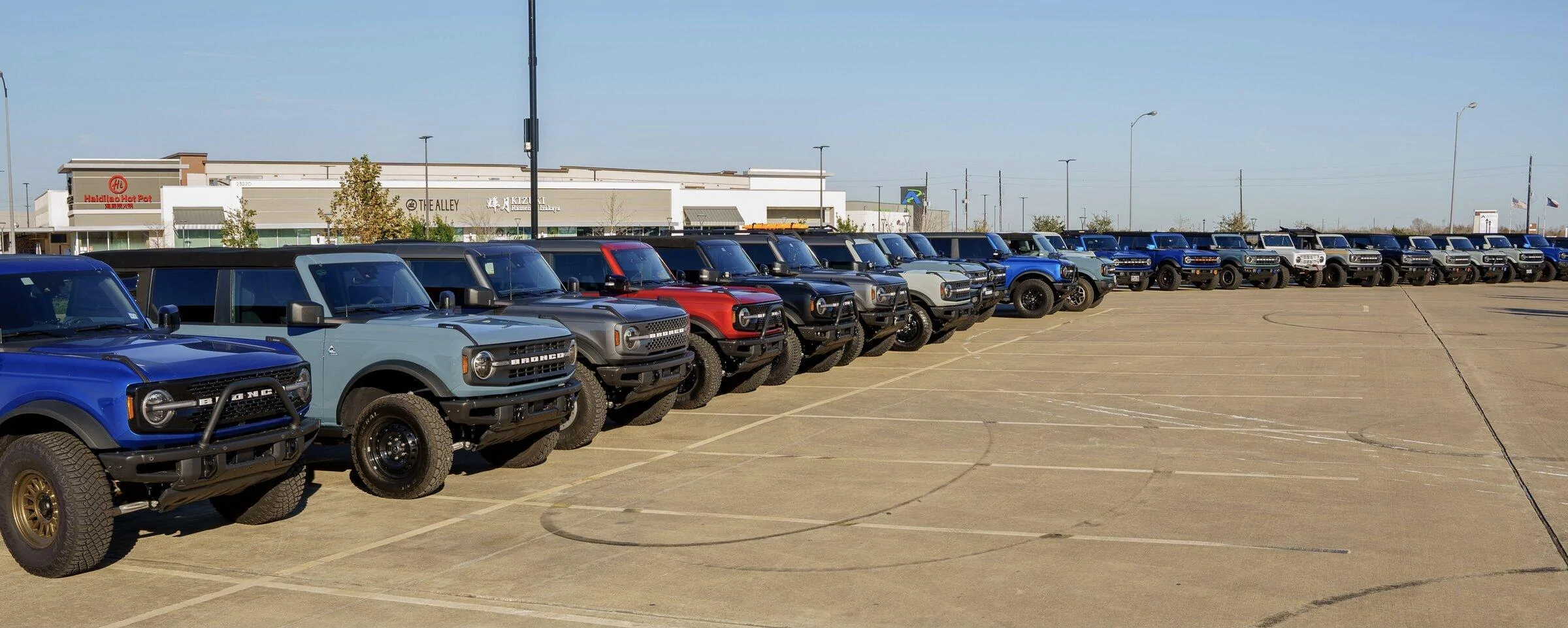 Ford Bronco Houston area meet sees 31 Broncos turn out! CA5E03B9-F588-497A-86DF-FFBABA98C34F