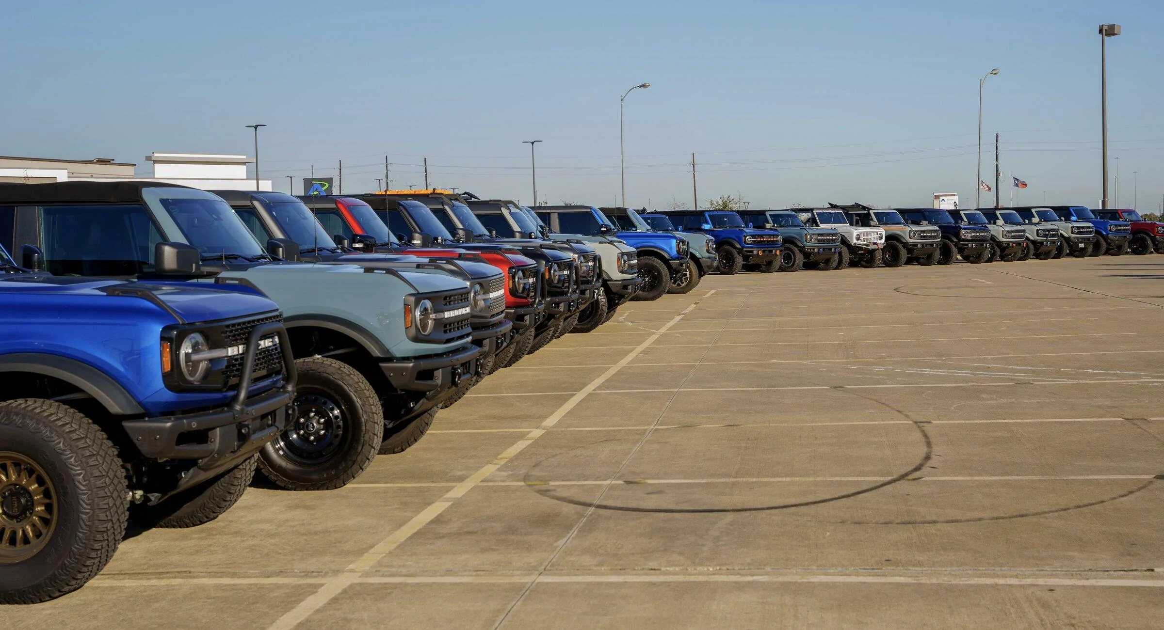 Ford Bronco Houston area meet sees 31 Broncos turn out! 5970ADD6-D744-4548-9F20-9563E4B386DE