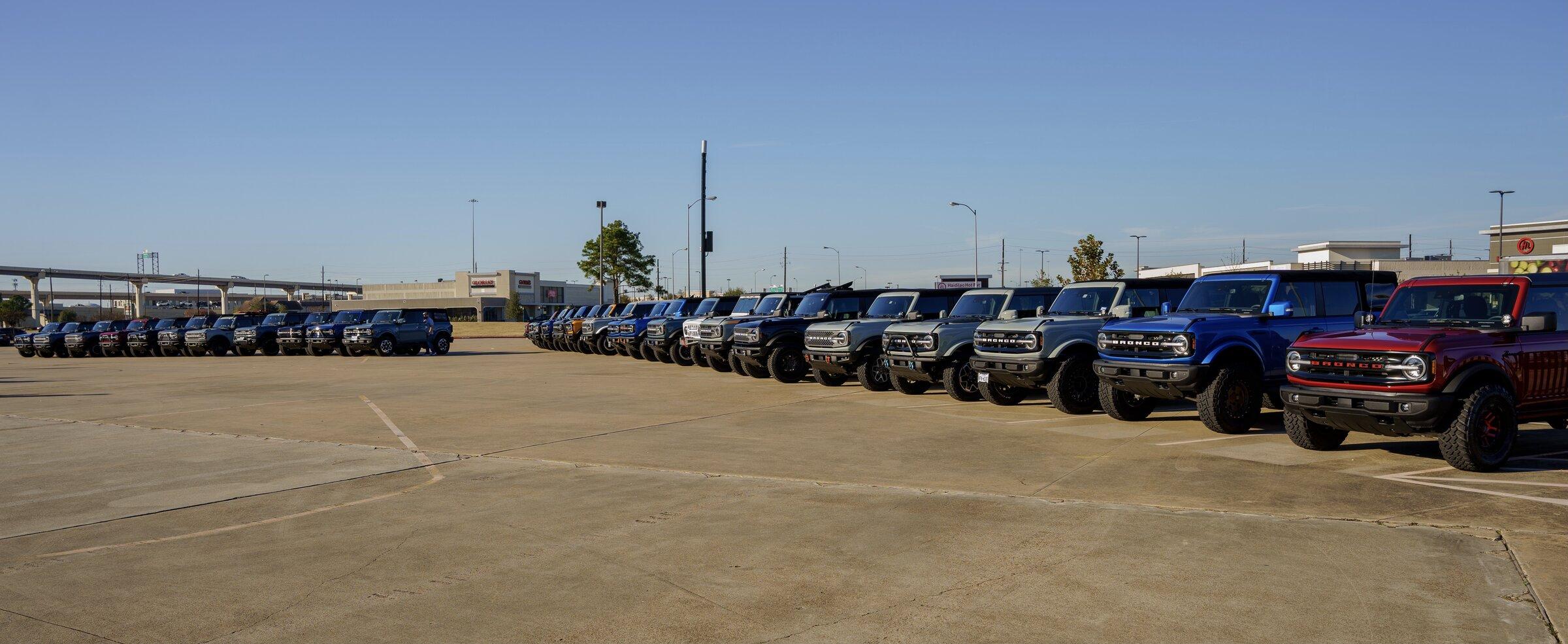 Ford Bronco Houston area meet sees 31 Broncos turn out! 534A76AB-68F9-4B19-A230-81605DE98BBE