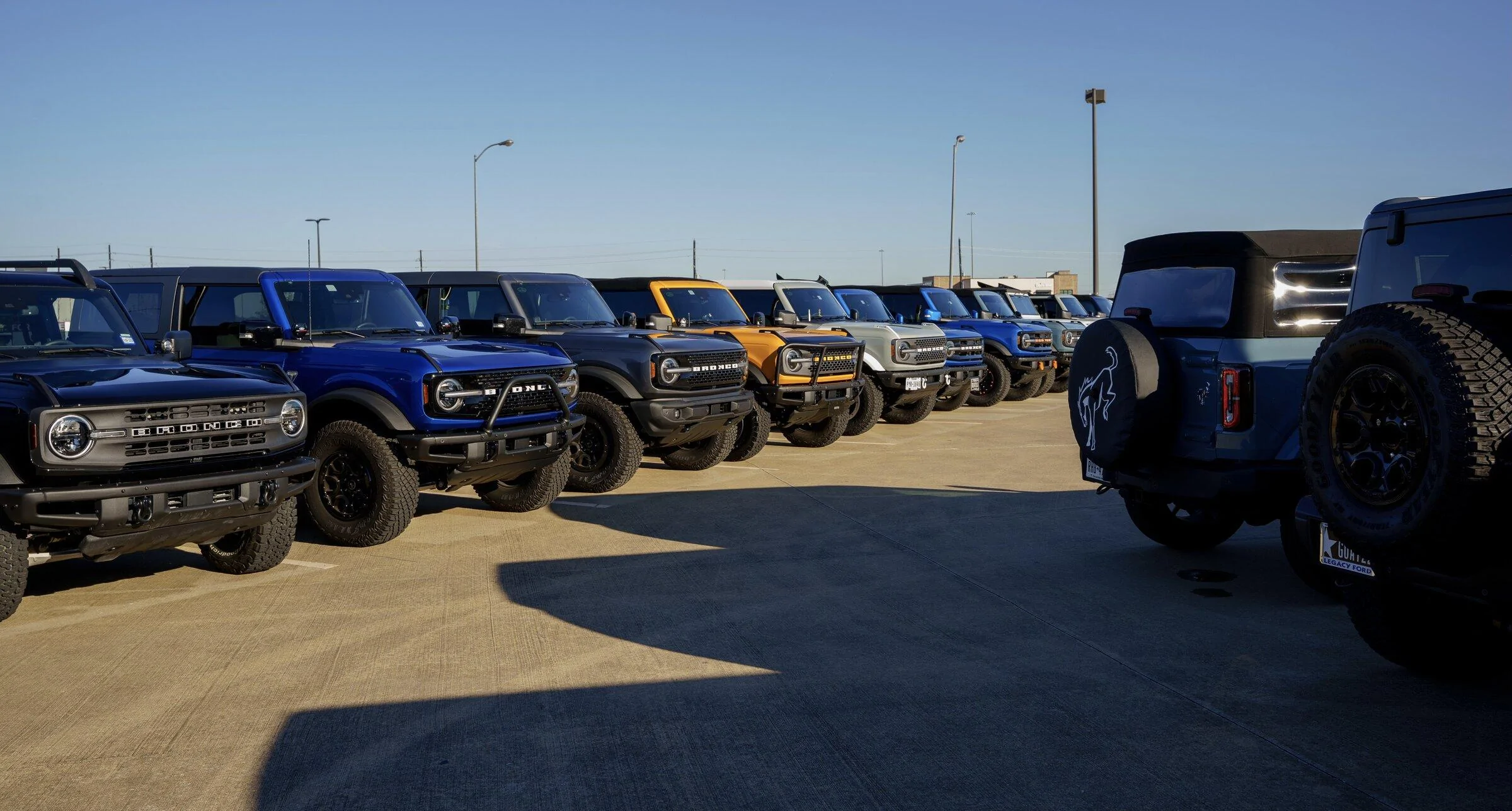 Ford Bronco Houston area meet sees 31 Broncos turn out! 716E2687-79D2-47FE-9CA5-81D39ABAB2FC