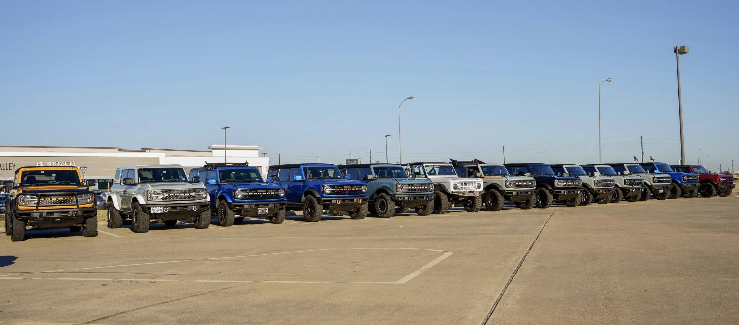 Ford Bronco Houston area meet sees 31 Broncos turn out! 7C7166ED-E2CC-4654-B54C-1E04E227DAAC