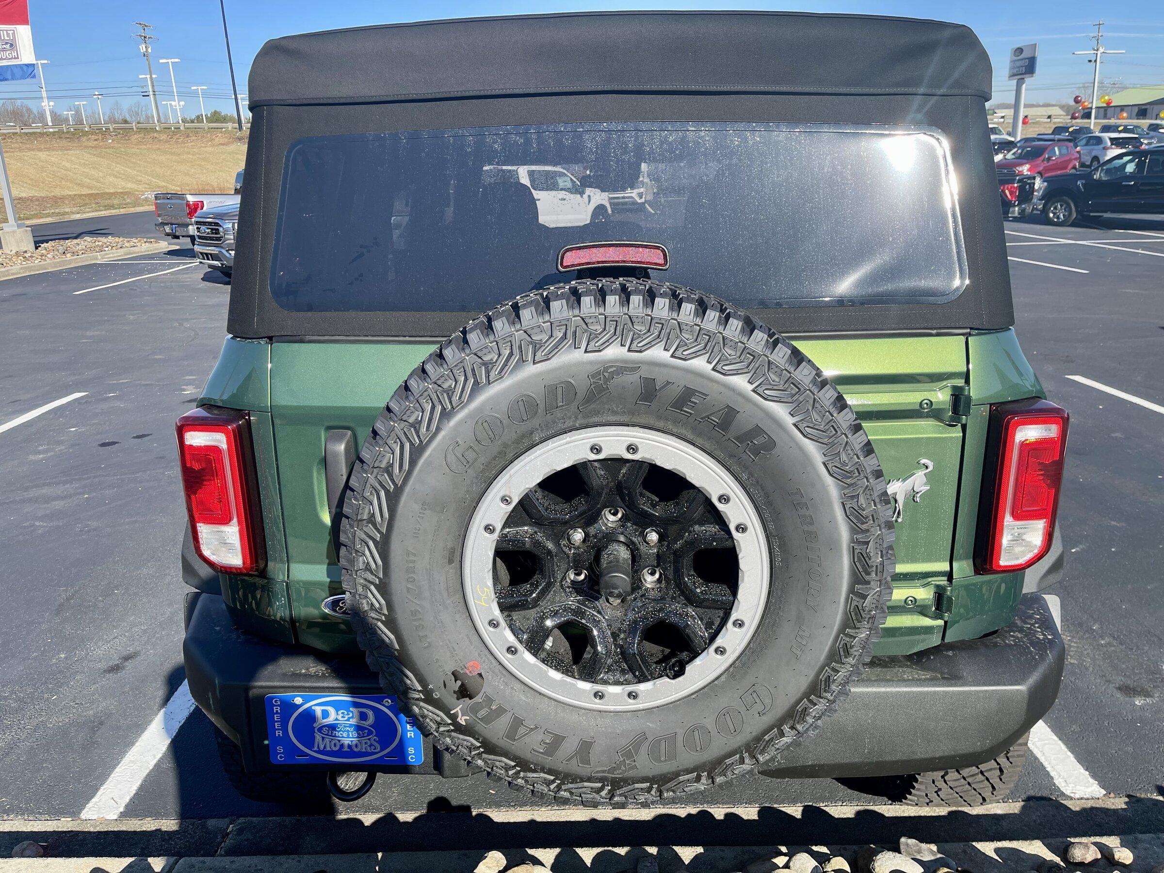 Ford Bronco ERUPTION GREEN Bronco Club 042E7DE1-C3BC-4C4A-A8AE-317214AB907D