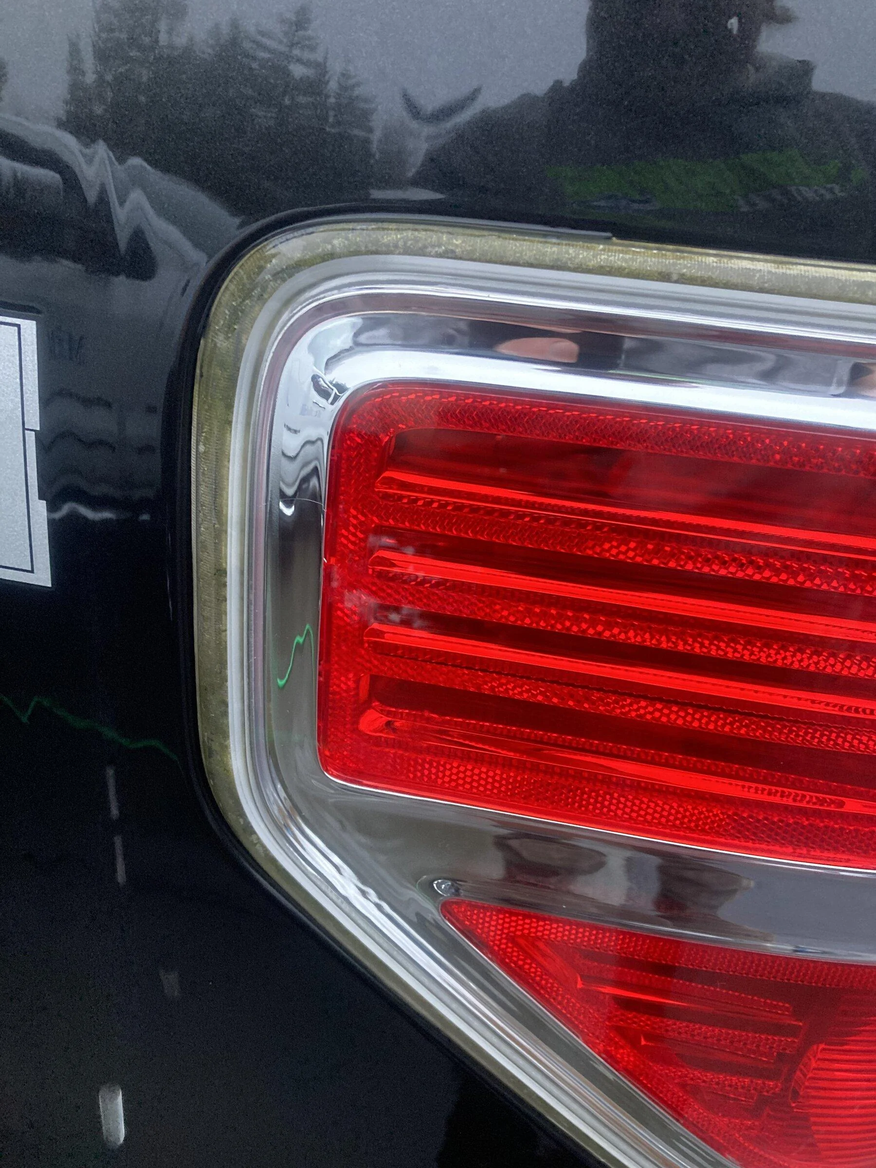 Ford Bronco Taillight condensation BF74CA29-64E3-4E5A-942A-CFF687BB8CB9