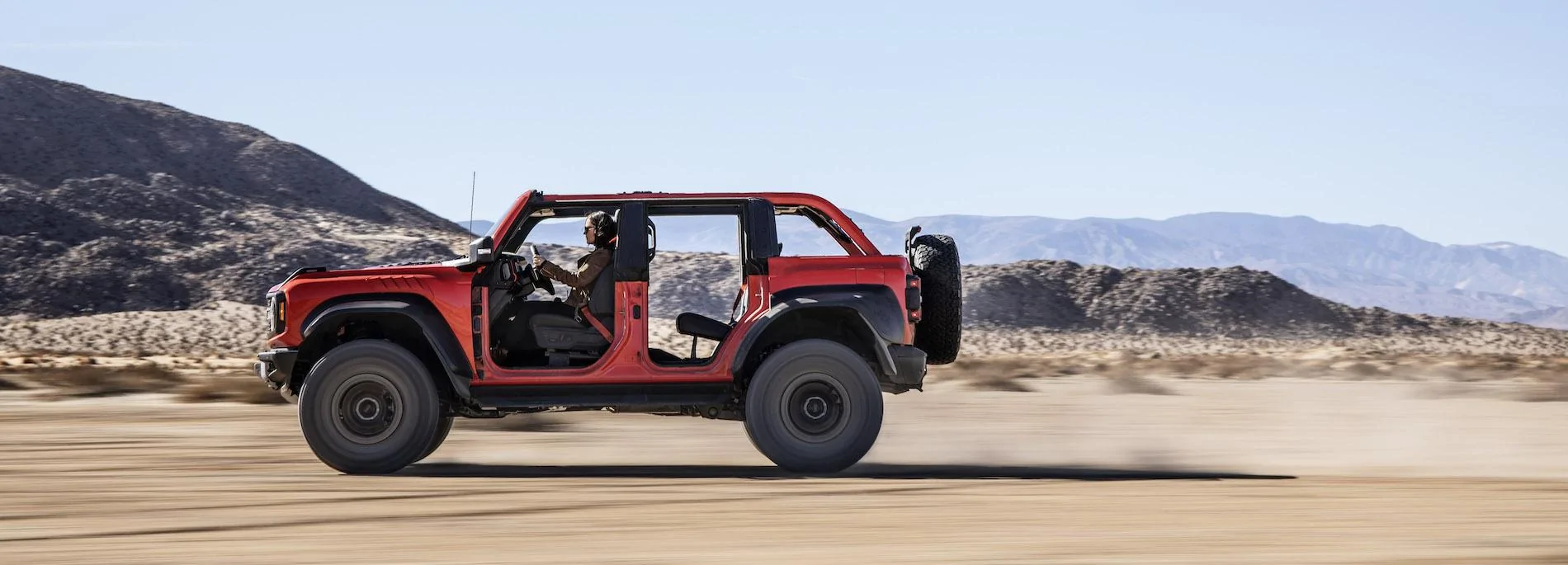 Ford Bronco 🦖 2022 Bronco Raptor Official Reveal! Specs | Info | Wallpaper | Photos | Videos 2022 Ford Bronco Raptor_02