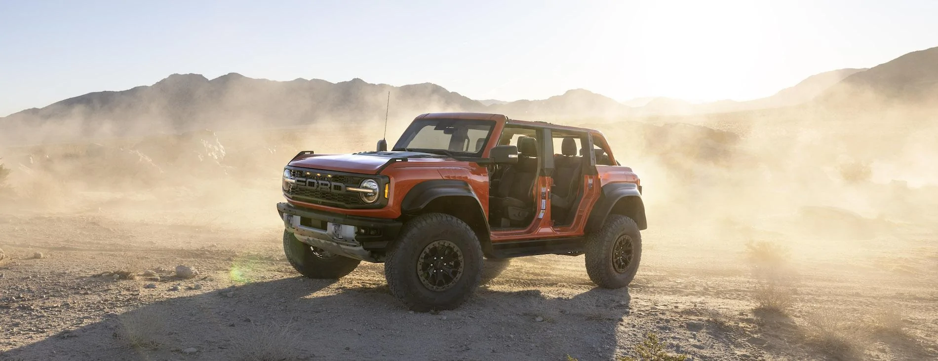 Ford Bronco 🦖 2022 Bronco Raptor Official Reveal! Specs | Info | Wallpaper | Photos | Videos 2022 Ford Bronco Raptor_09