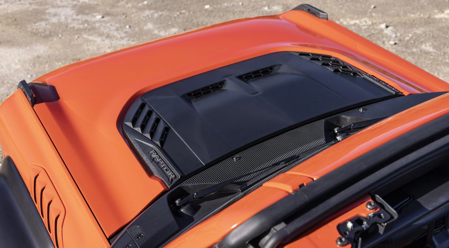 Ford Bronco 🦖 2022 Bronco Raptor Official Reveal! Specs | Info | Wallpaper | Photos | Videos 2022 Ford Bronco Raptor_details_04