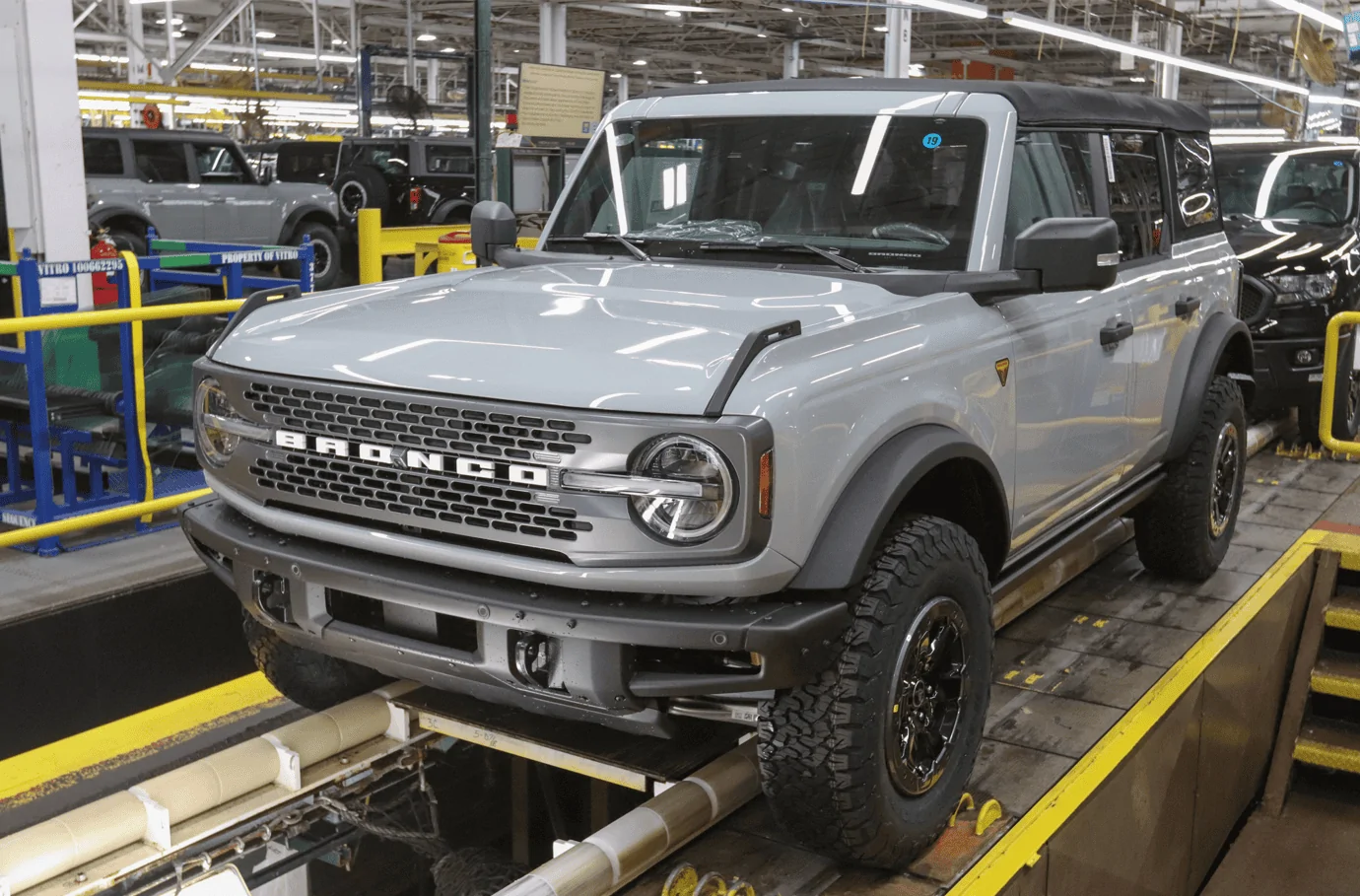 Ford Bronco Cactus Gray Deep Dive Color Analysis and Comparison 1643046189306