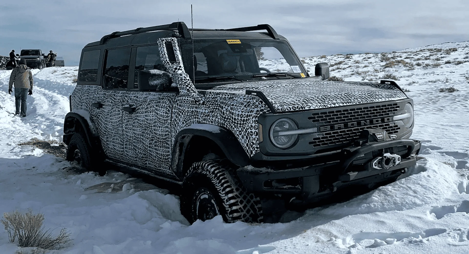 Ford Bronco Bronco Raptor with painted fender flares (rendered) 1642629526403