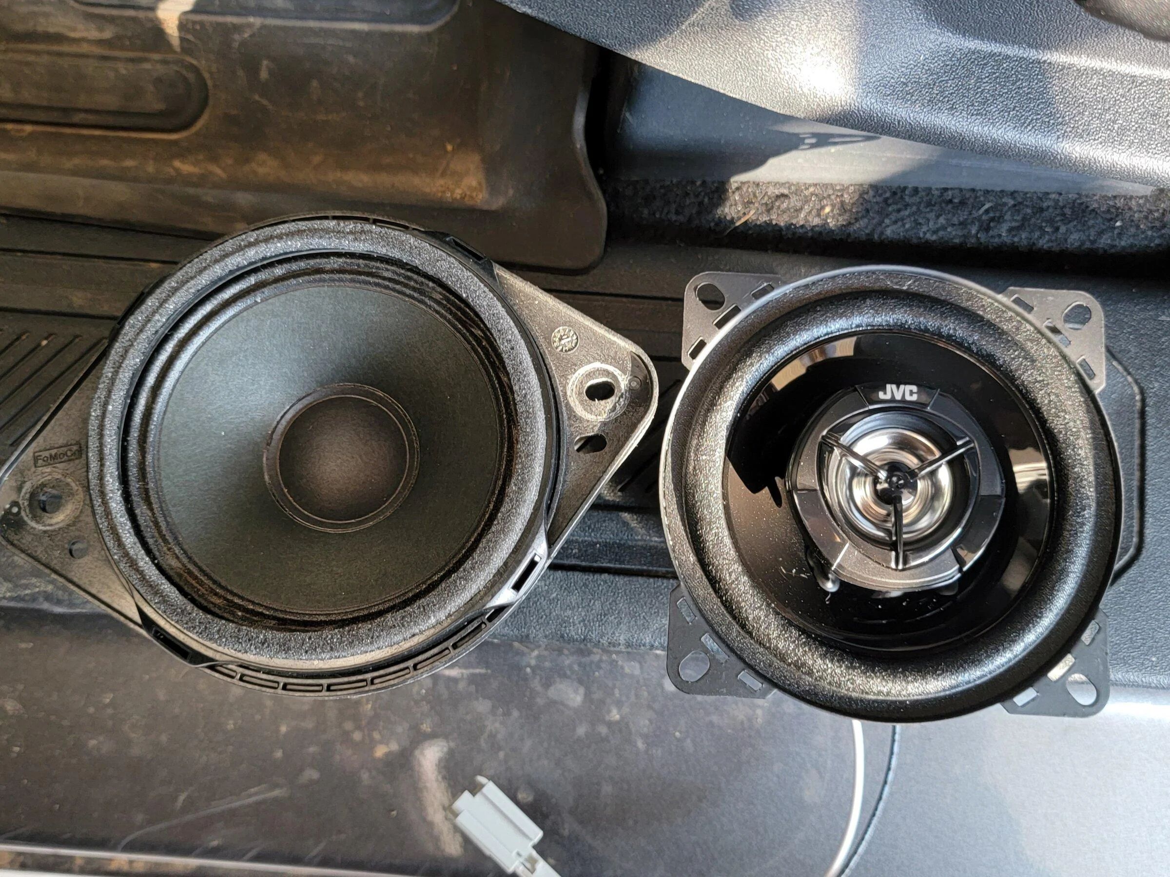 Ford Bronco JL Audio 4 inch speakers 20220124_152729