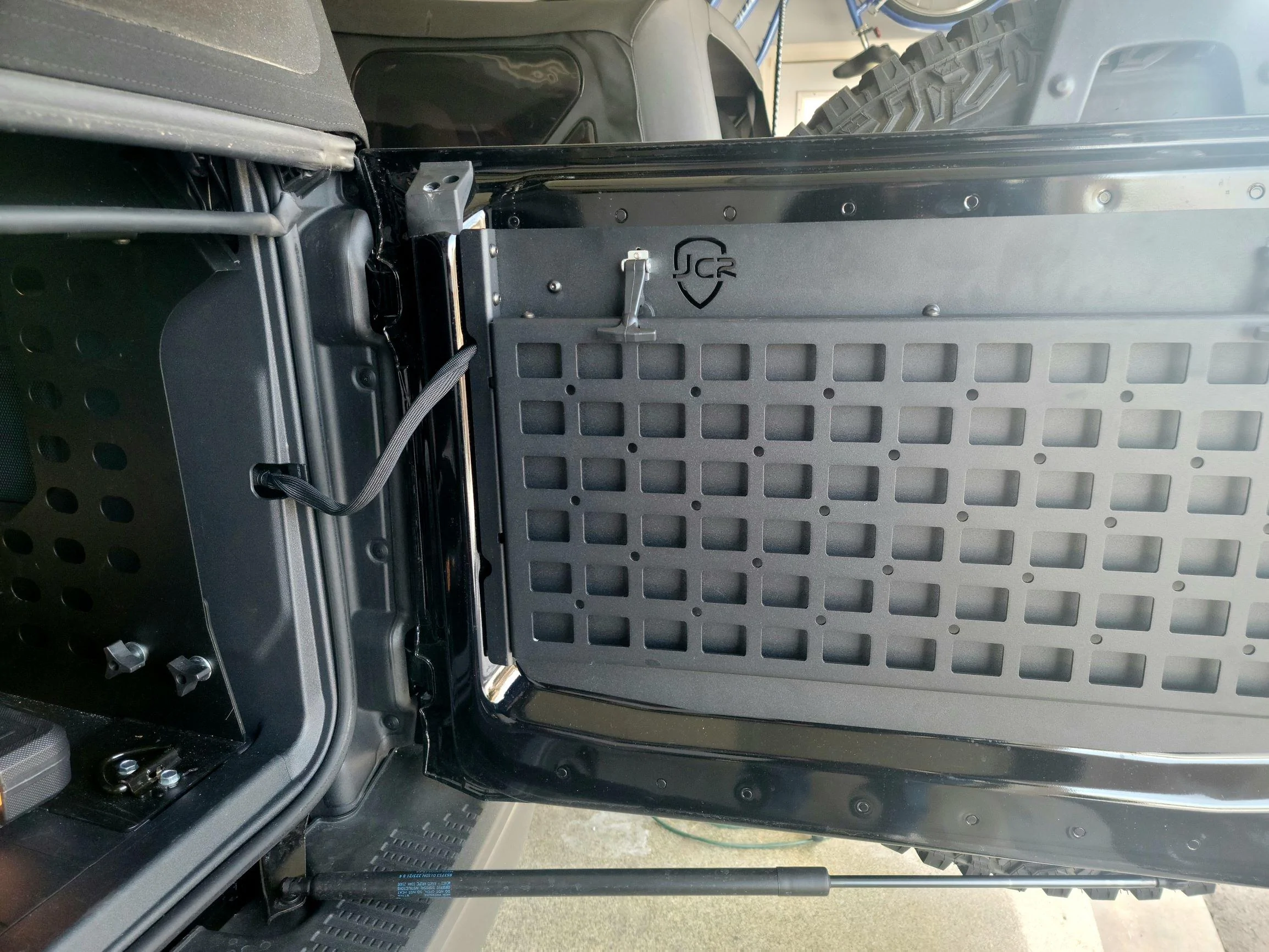 Ford Bronco JcrOffroad Fold down molle table has been released! 2