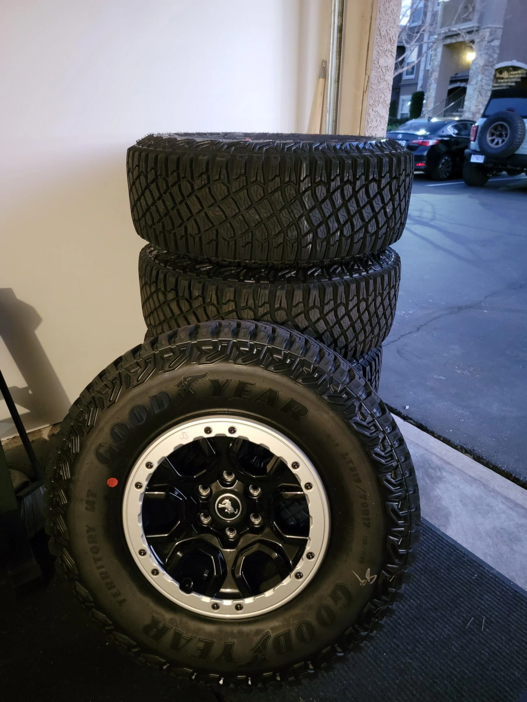 Ford Bronco Badlands Sasquatch Wheels/Tires $1900 20220123_173720