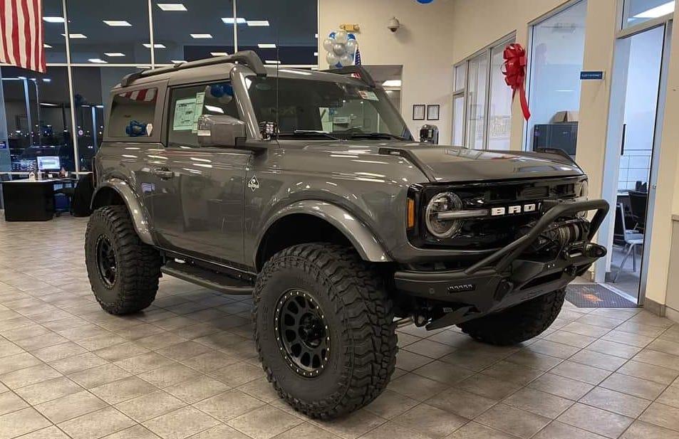 Ford Bronco CARBONIZED GRAY Bronco Club 272664603_4696840183766159_250167104089259889_n