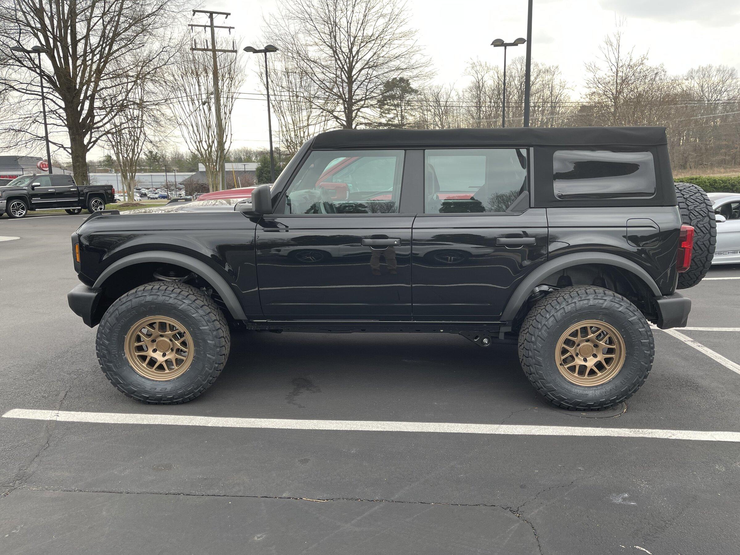 Ford Bronco Base Model Owners: Official Thread EB59205D-01FF-4770-9CDD-B82E253D0DA1