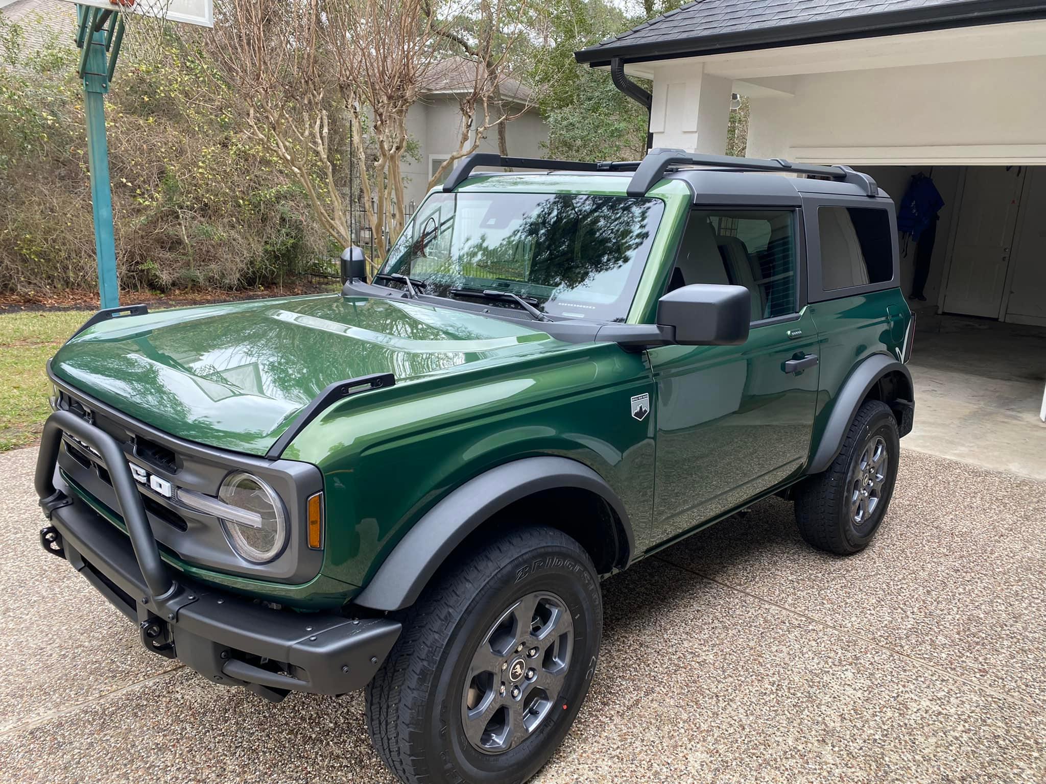 Ford Bronco ERUPTION GREEN Bronco Club 272778439_10220670384651360_8878704424857443686_n