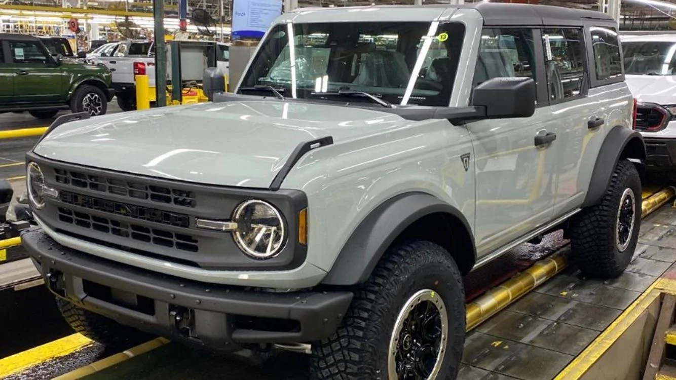 Ford Bronco Base Model Owners: Official Thread FB08C254-6088-4FE3-9375-C21A4AE85EE4