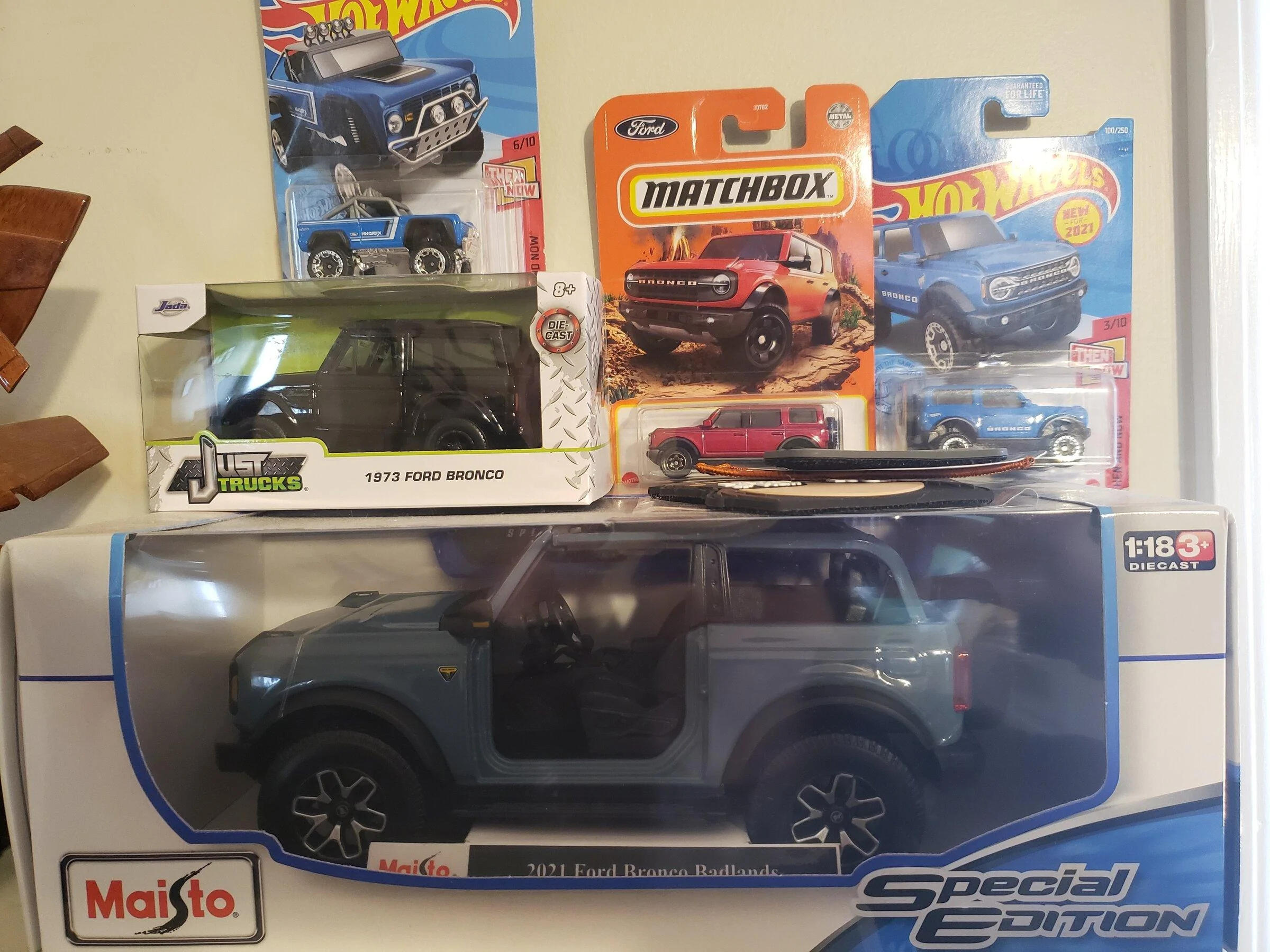 Ford Bronco 🛠 1/3/22 Build Week Group 20220126_090307