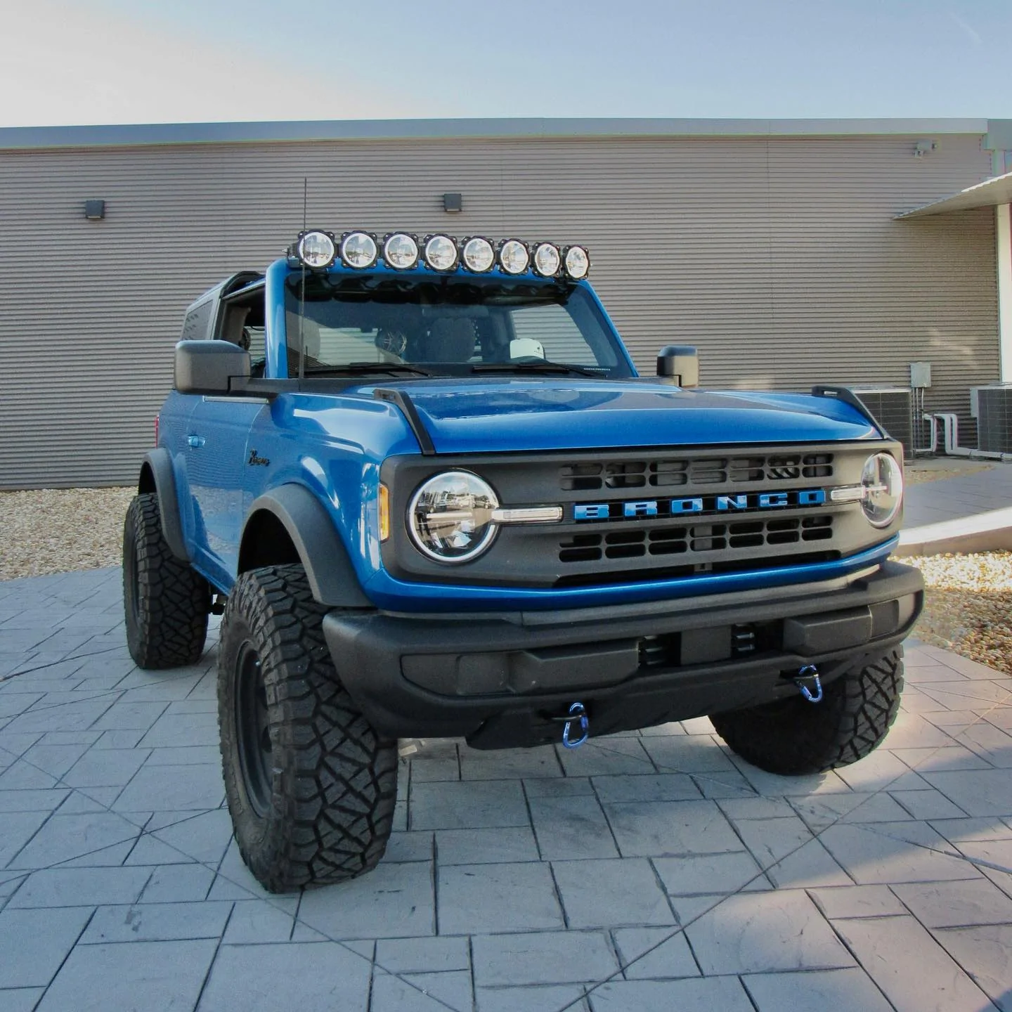 Ford Bronco Show us your installed wheel / tire upgrades here! (Pics) big blu