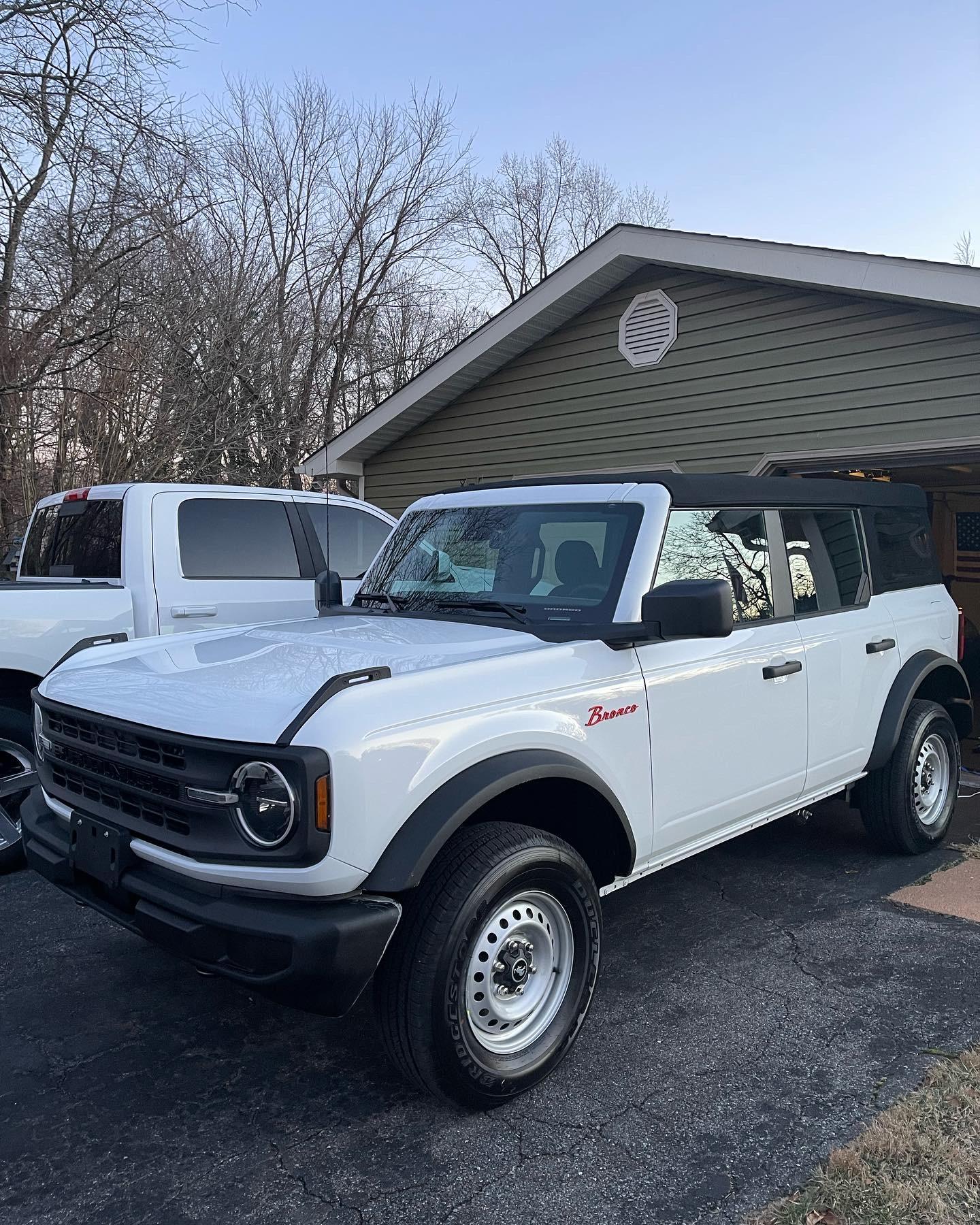 Ford Bronco Base Model Owners: Official Thread 68F25C54-27EB-410F-91BB-EC654AB70151
